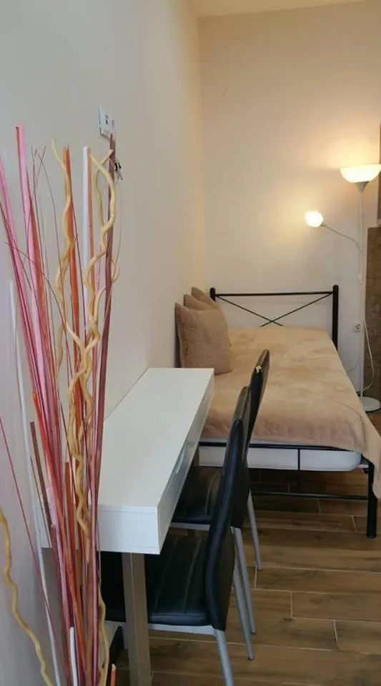 Bedroom, Bed in Villa Anna