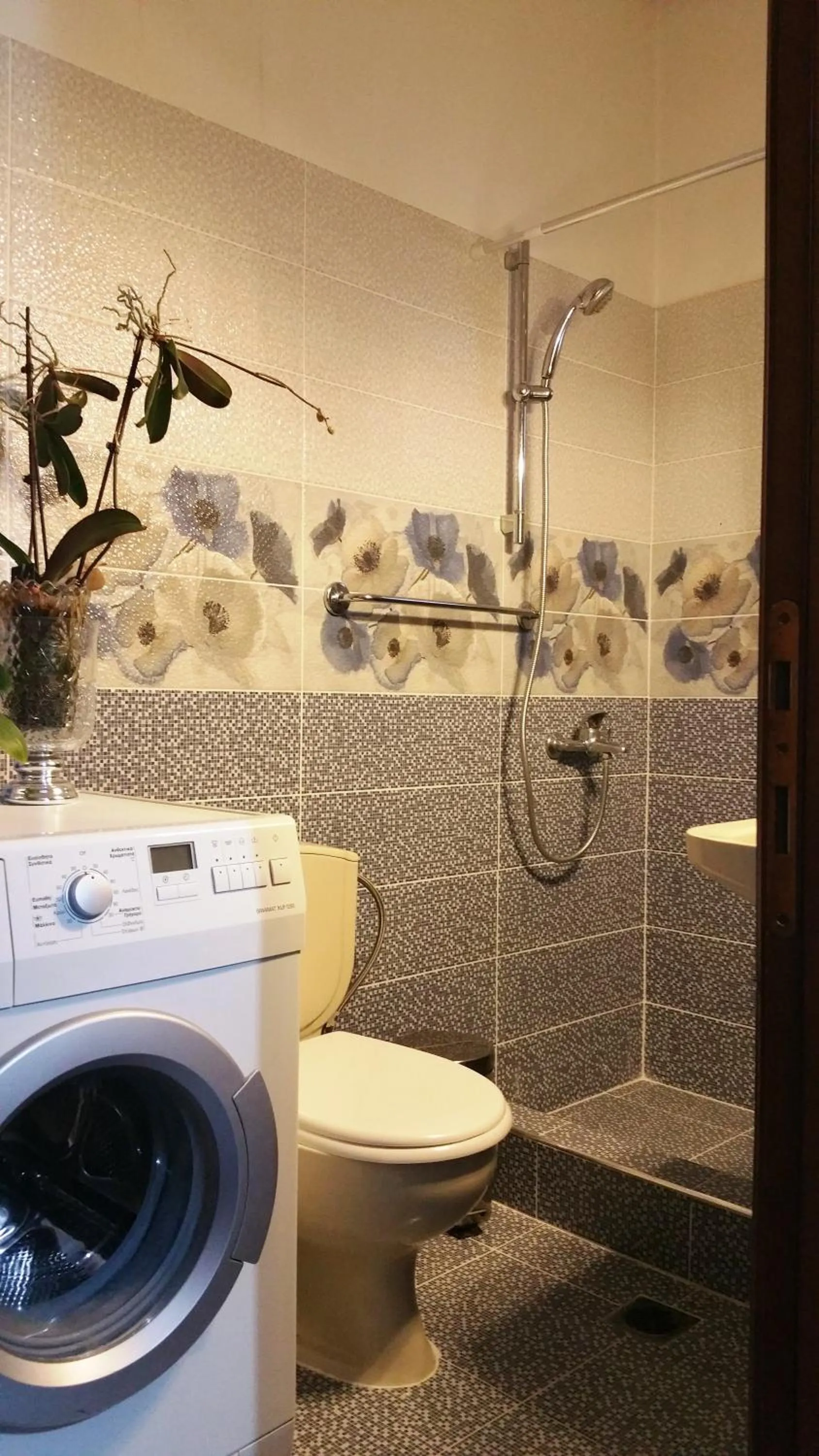 Shower in Villa Anna
