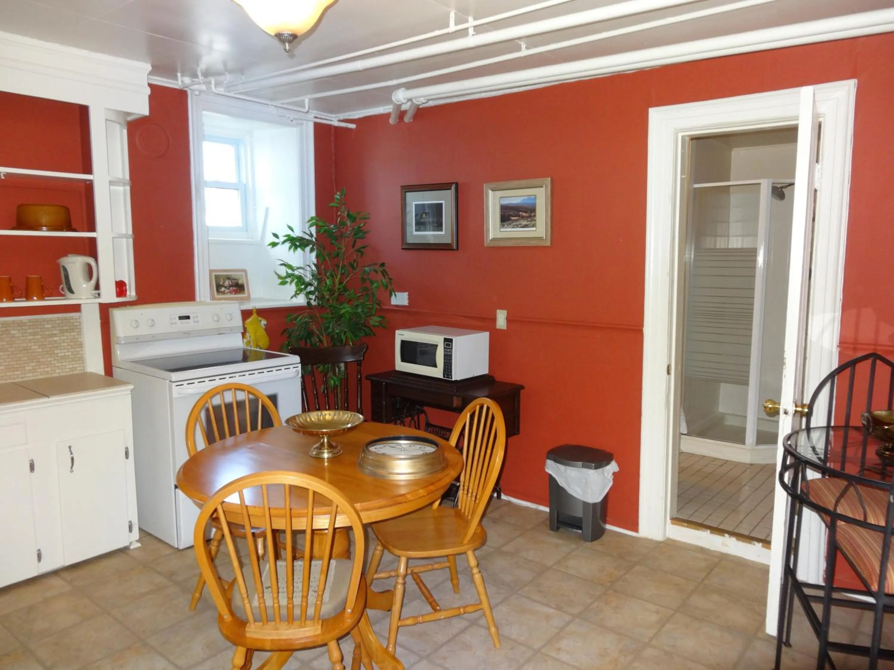 Dining area in A Tanners Home Inn Bed and Breakfast