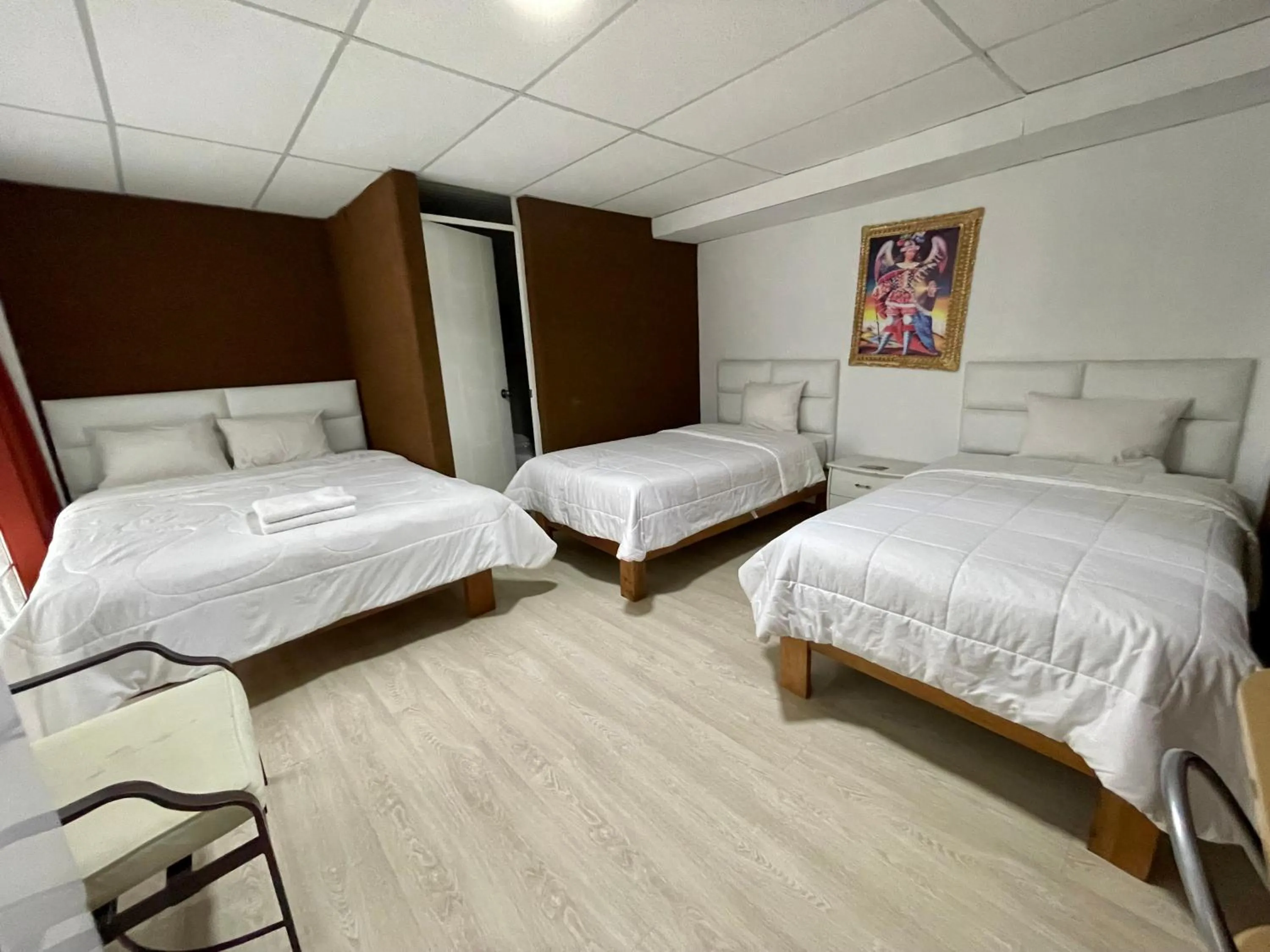 Photo of the whole room in Hotel Plateros