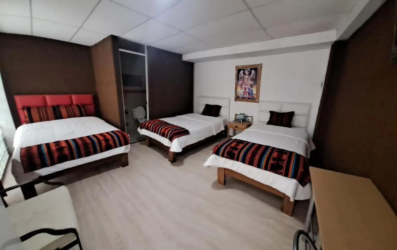 Classic Quadruple Room in Hotel Plateros Classic Quadruple Room in Hotel Plateros