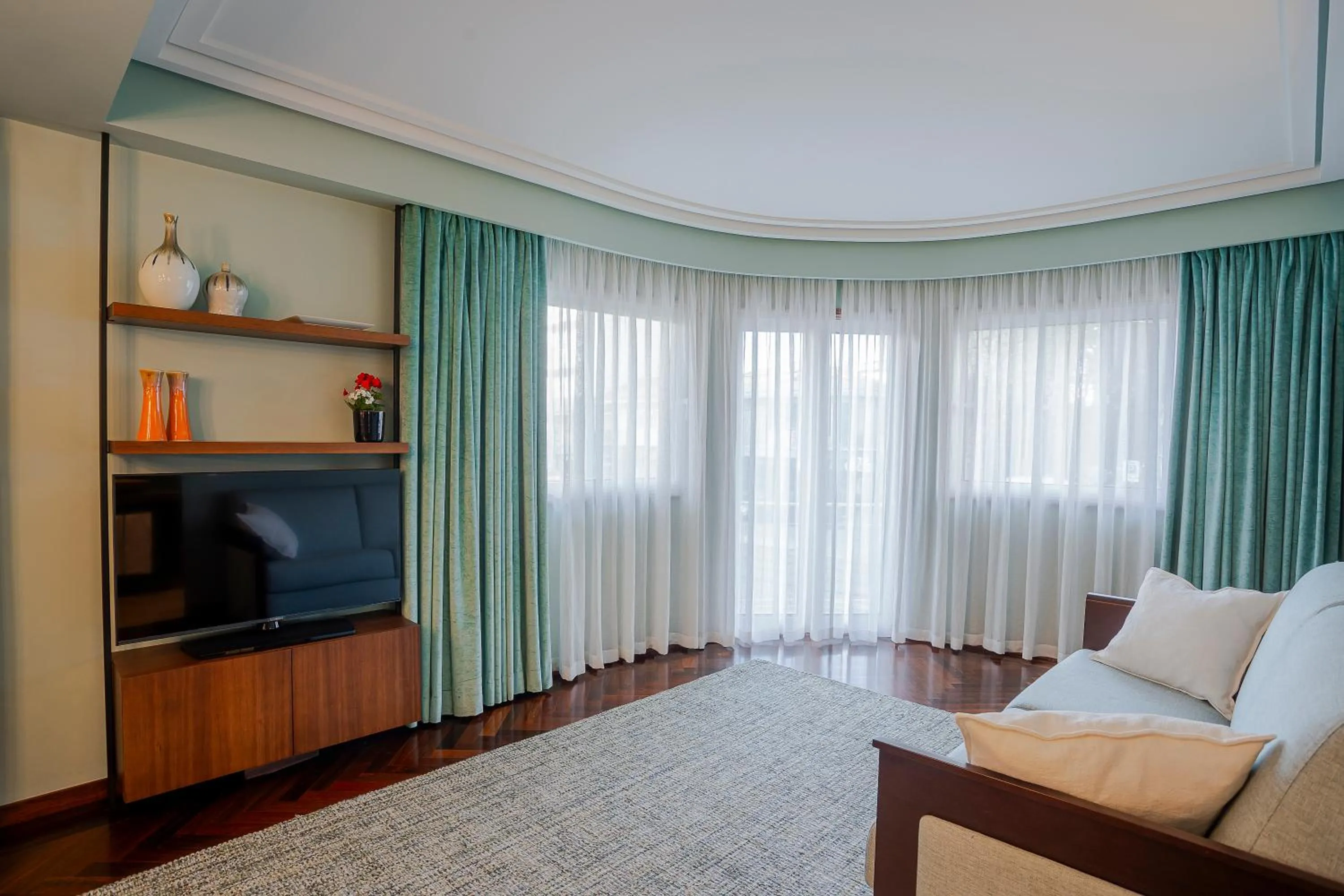 TV and multimedia in Ocean Boutique Guesthouse