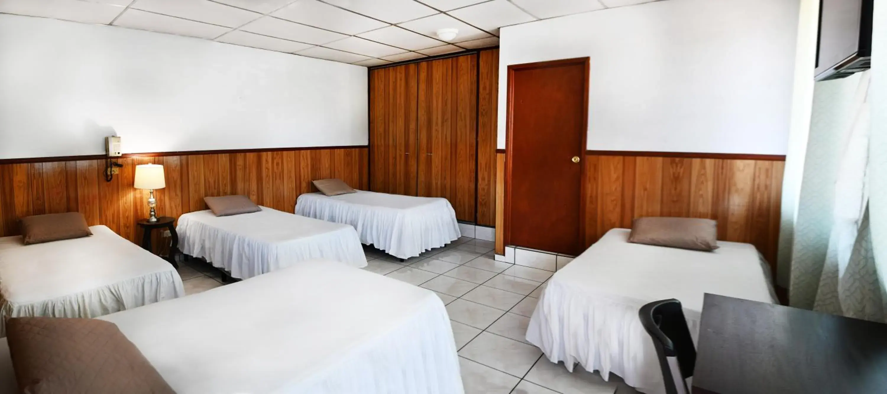 Bed in Hotel Manantiales El Salvador Bed in Hotel Manantiales El Salvador