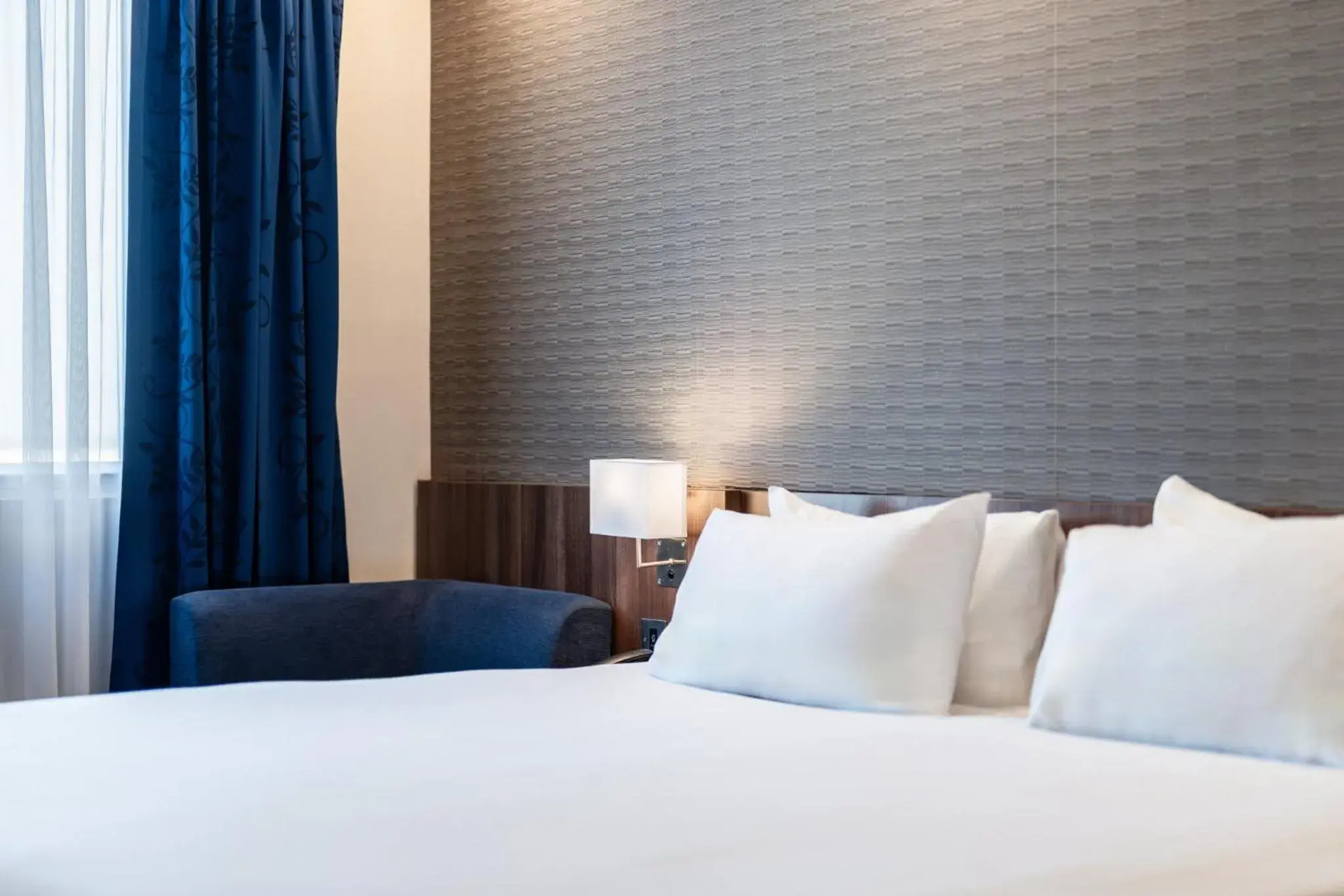Standard Room with Free Hot Breakfast in Holiday Inn Express Aberdeen Airport by IHG Standard Room with Free Hot Breakfast in Holiday Inn Express Aberdeen Airport by IHG