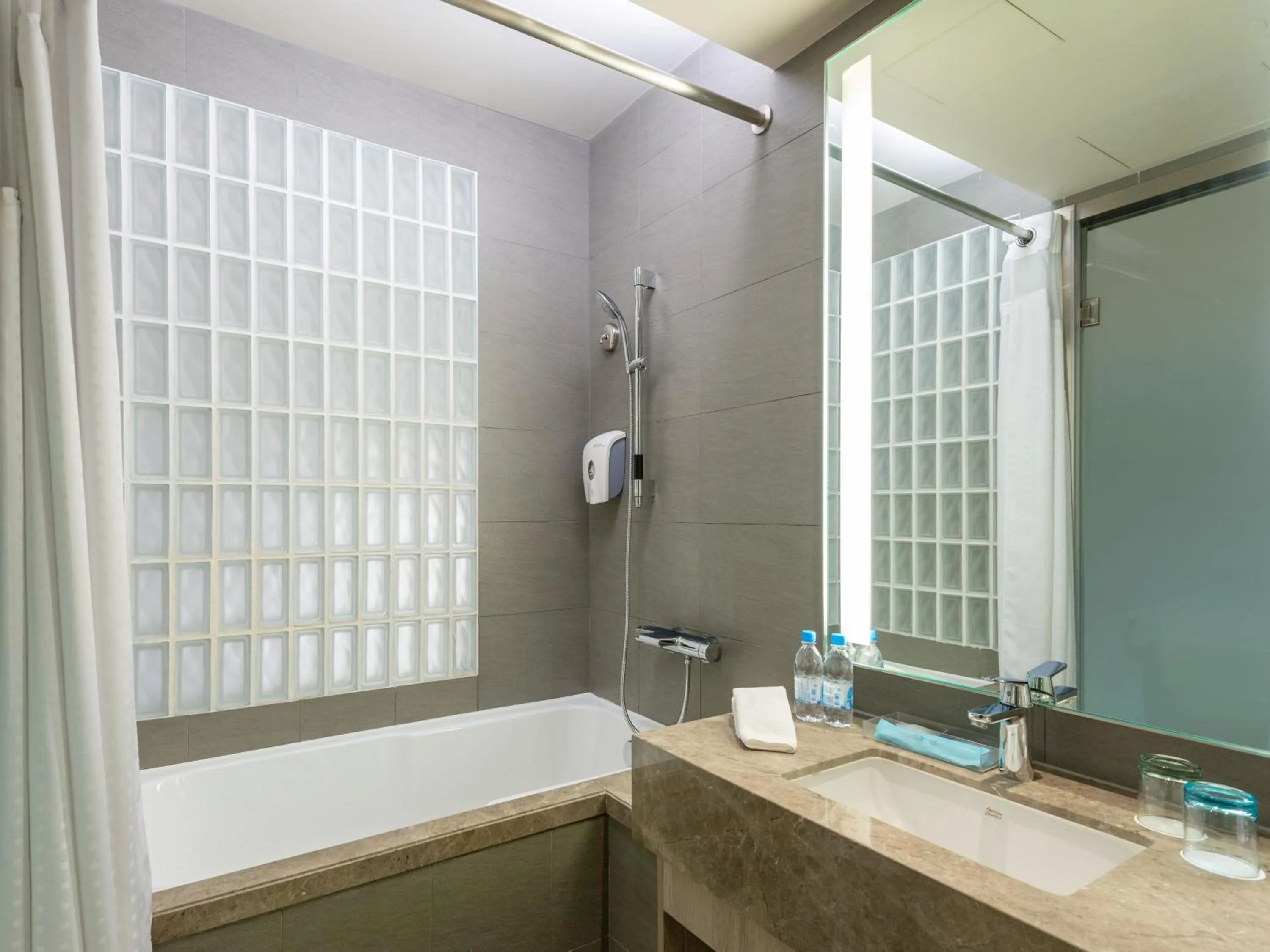 Bathroom in Holiday Inn Express Hong Kong Mongkok by IHG