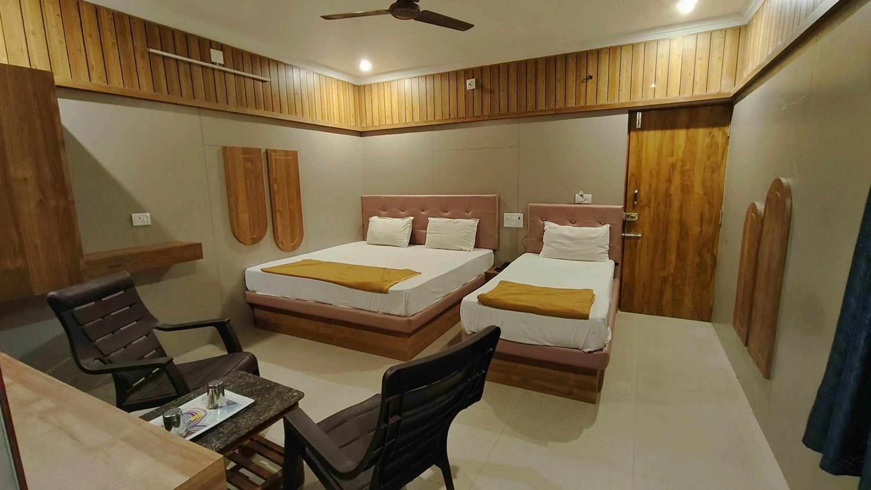 Bed in Hotel Govindh Heights