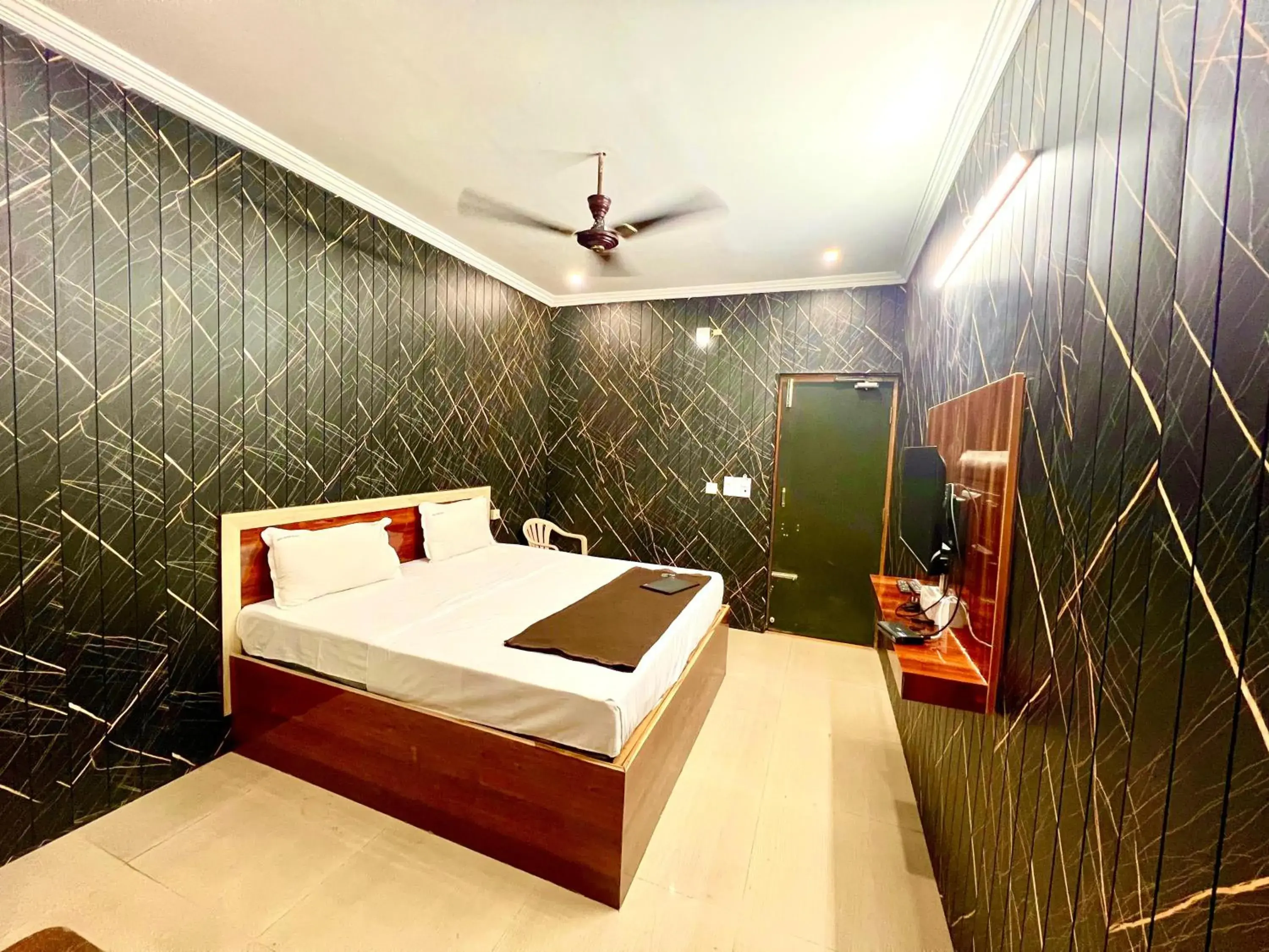 Bed in Hotel Govindh Heights Bed in Hotel Govindh Heights