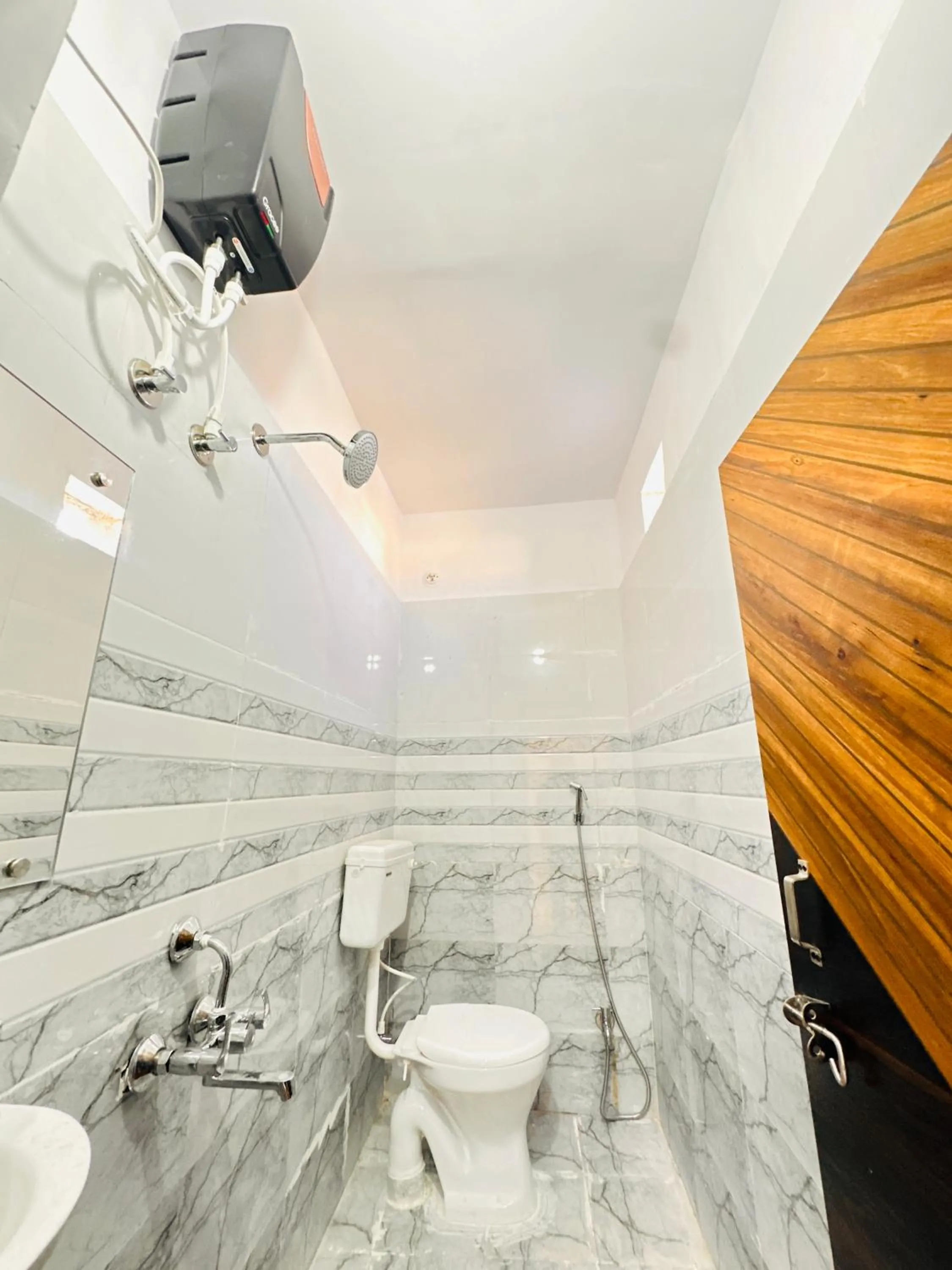 Bathroom in K7 Hotel & Restaurant