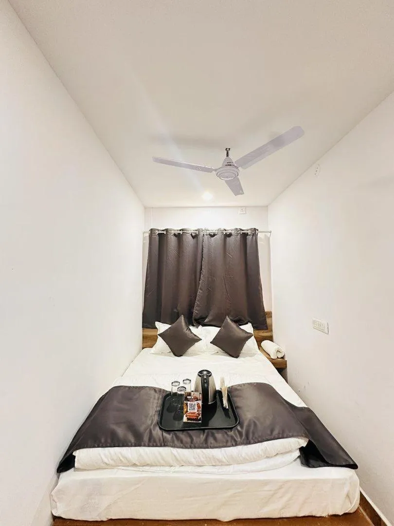 Bedroom, Bed in K7 Hotel & Restaurant