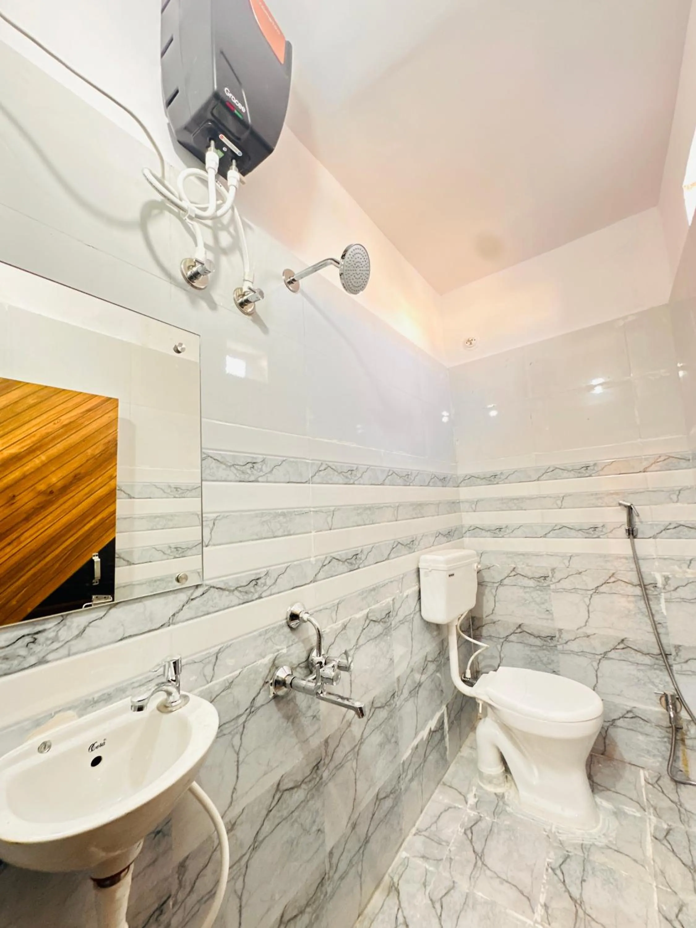 Bathroom in K7 Hotel & Restaurant