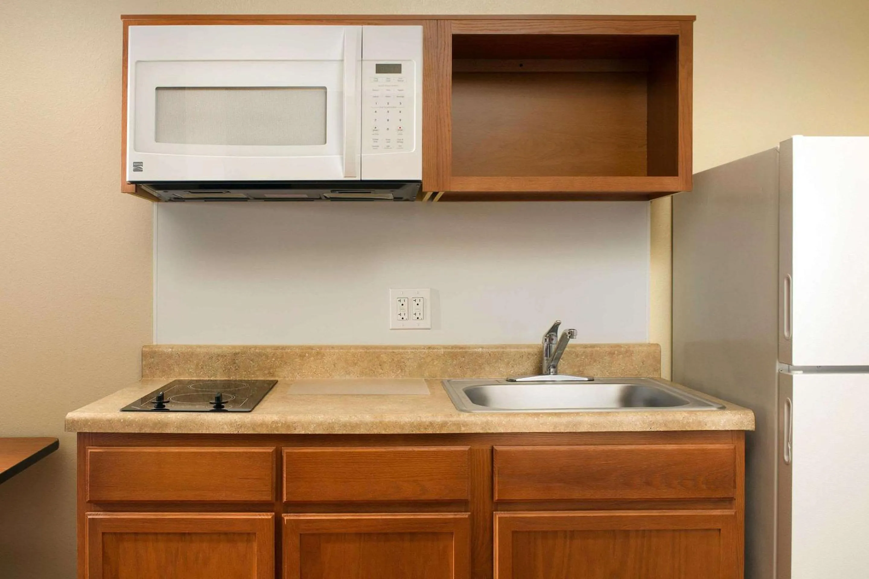 Kitchen or kitchenette in WoodSpring Suites Louisville Jeffersontown