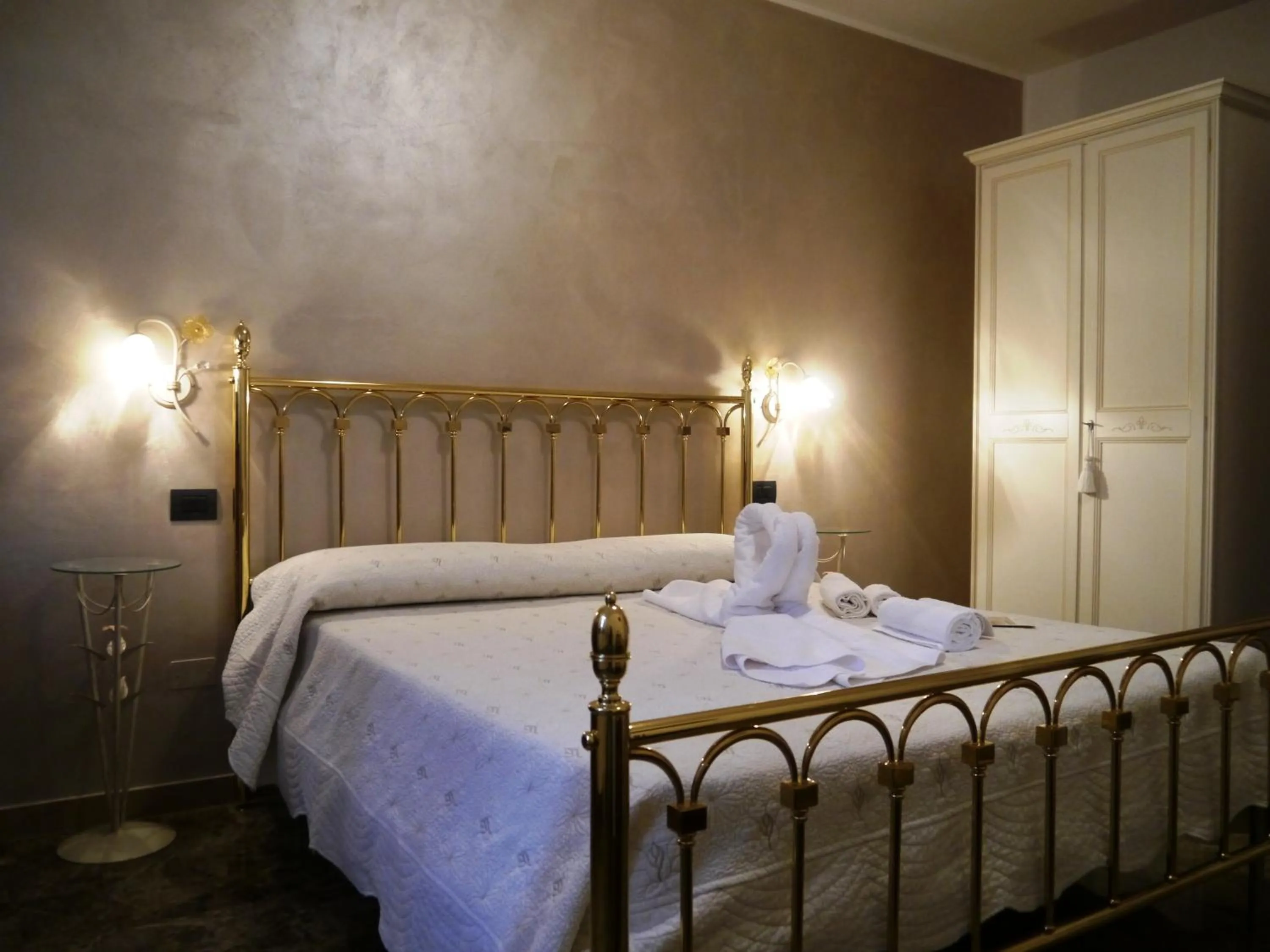 Property building, Bed in B&B Le Dive