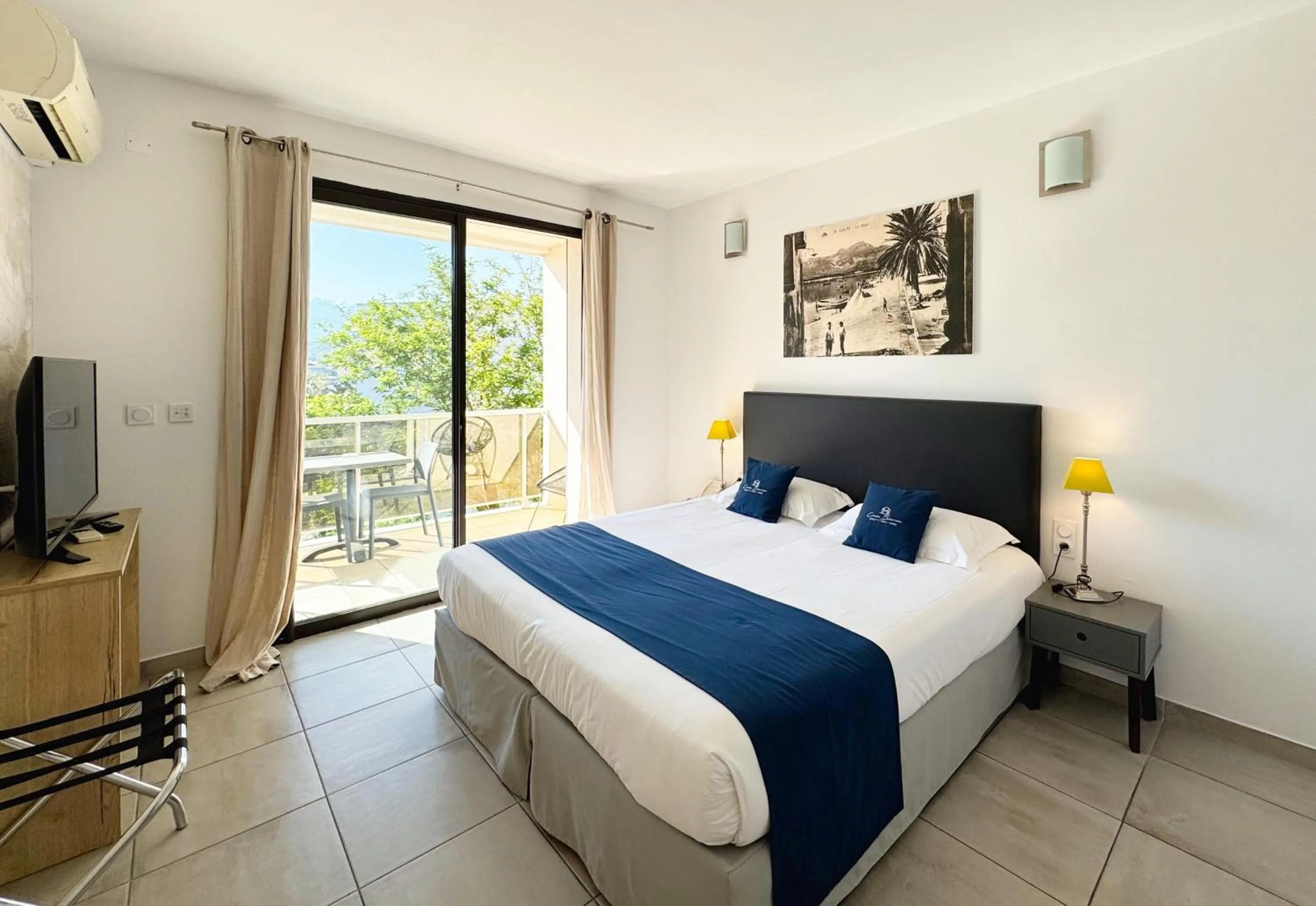 Bedroom, Bed in Best Western Hotel Casa Bianca, Piscine Intérieure et Extérieure