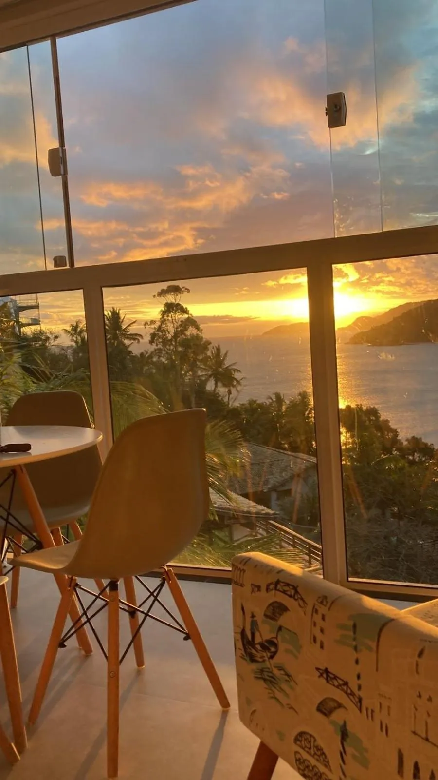 Sunset in Panoramica Residencial