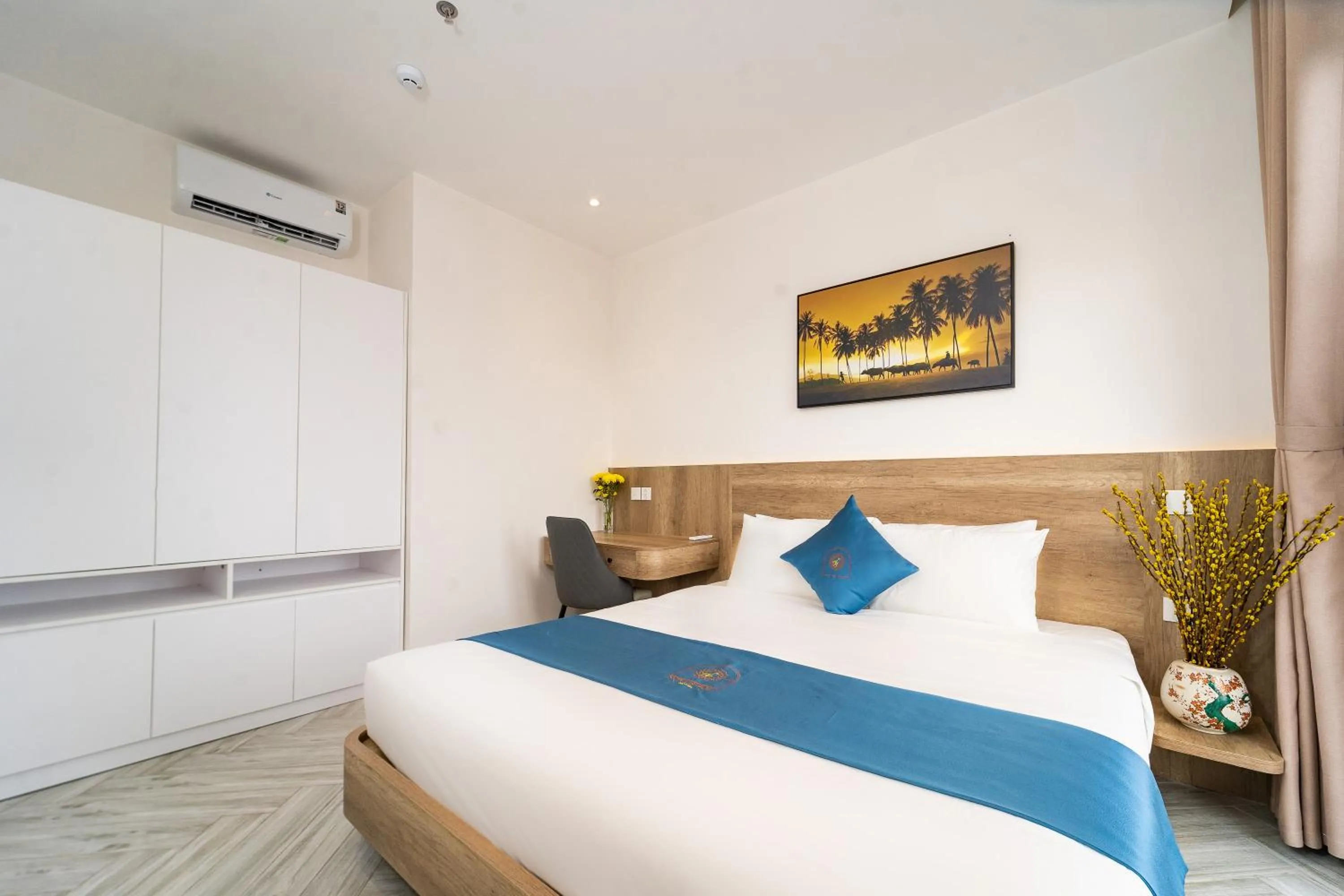 Bed in Novus Sol Hotel & Apartment Sunset Town Phu Quoc
