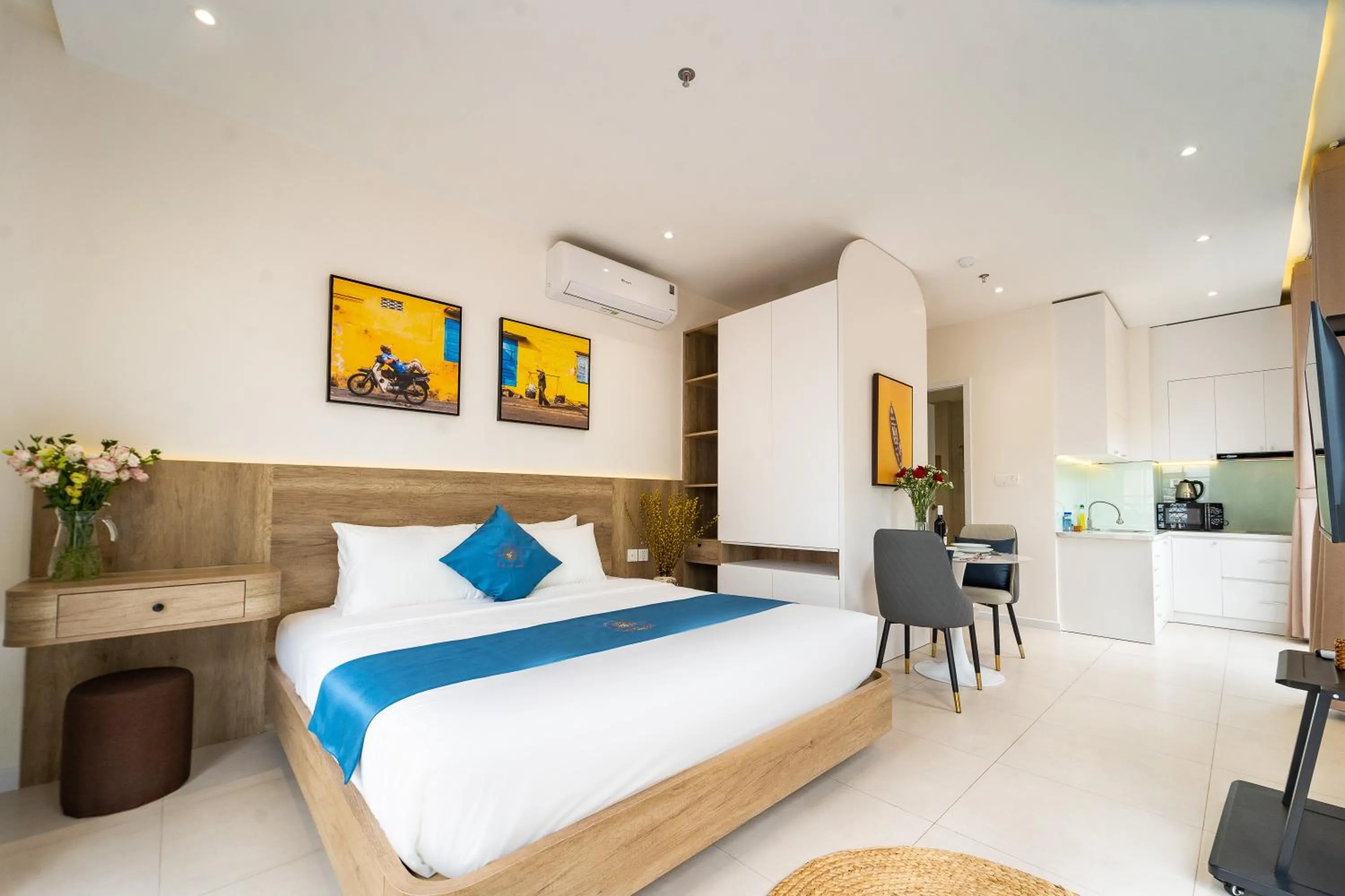 Bed in Novus Sol Hotel & Apartment Sunset Town Phu Quoc