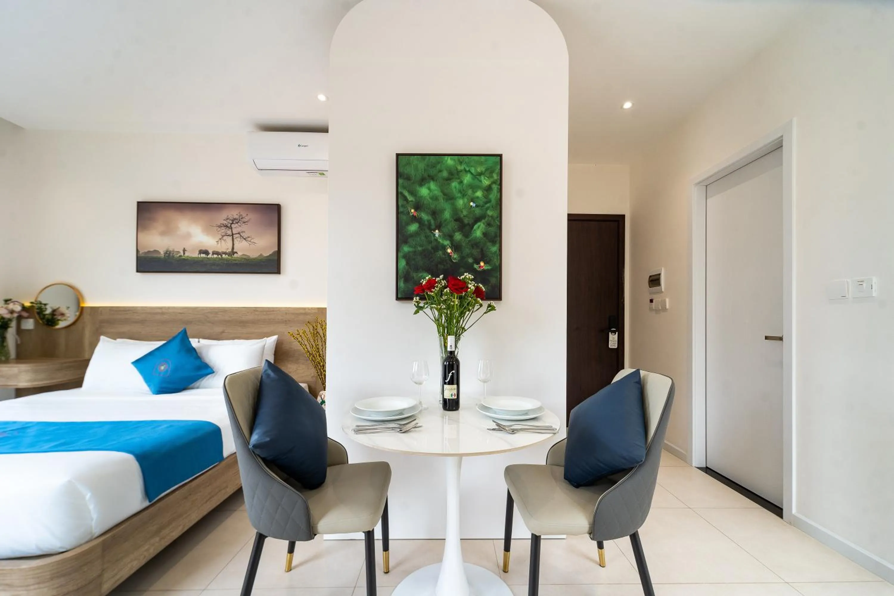 Bed in Novus Sol Hotel & Apartment Sunset Town Phu Quoc