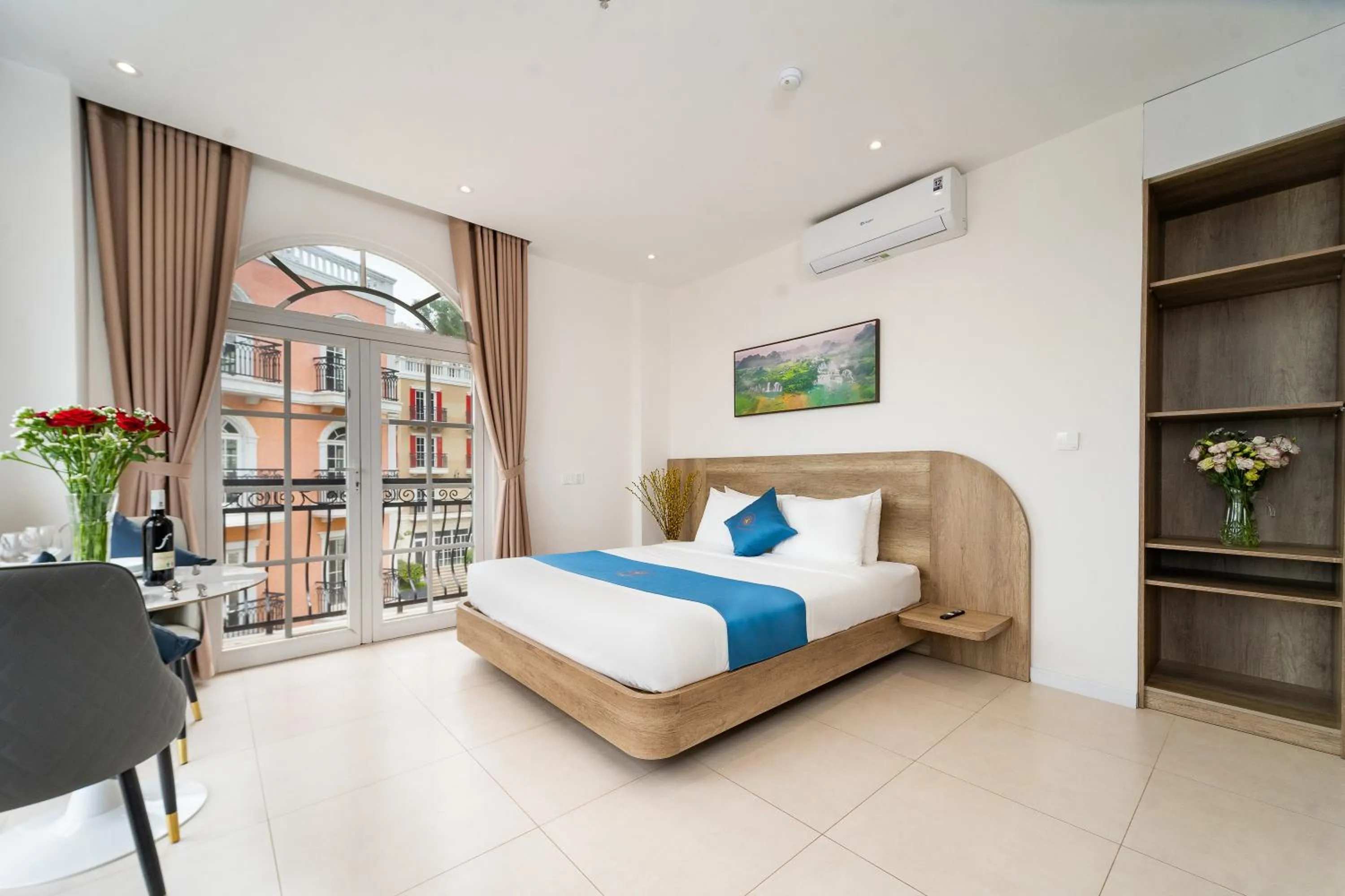 Bed in Novus Sol Hotel & Apartment Sunset Town Phu Quoc