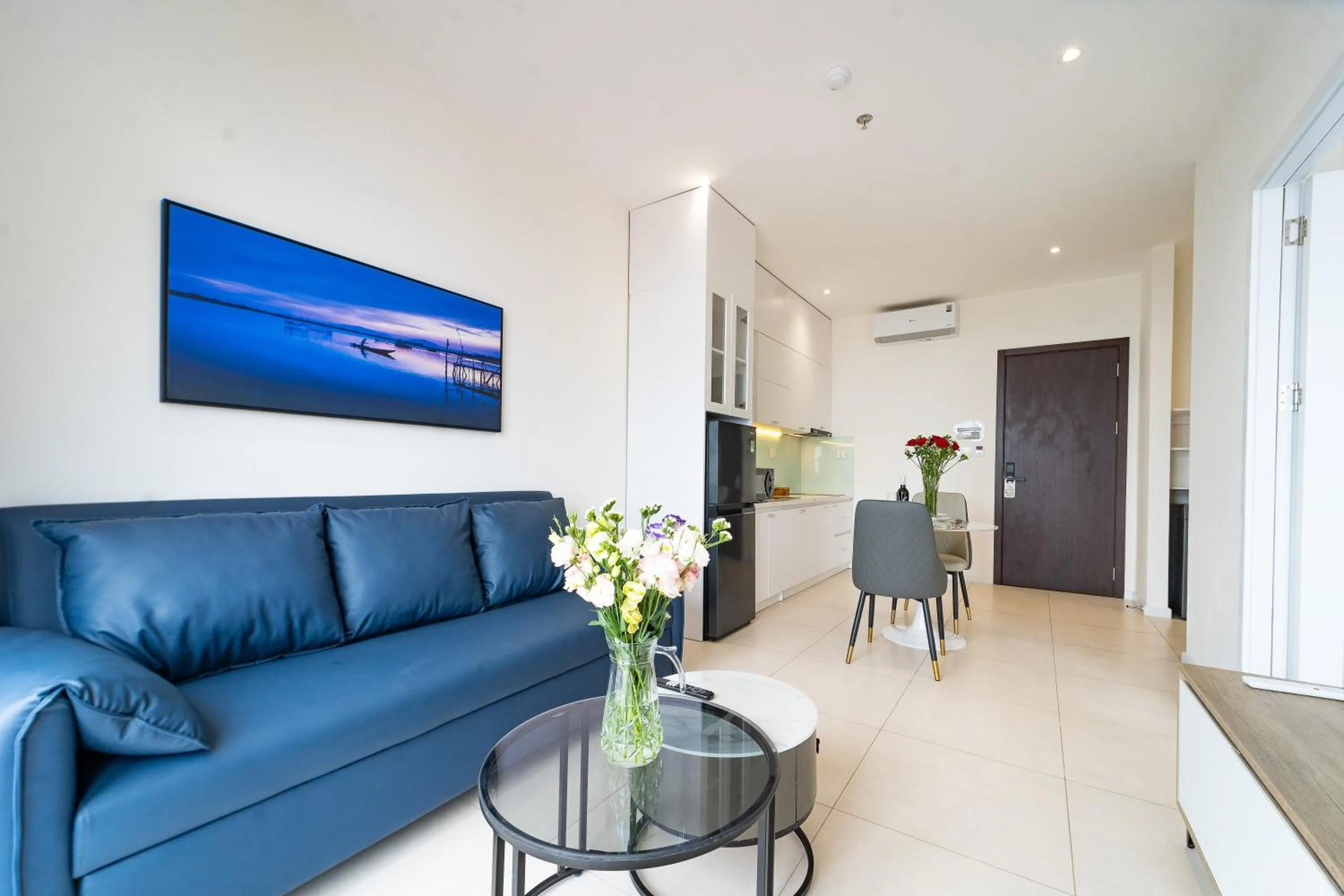 TV and multimedia in Novus Sol Hotel & Apartment Sunset Town Phu Quoc
