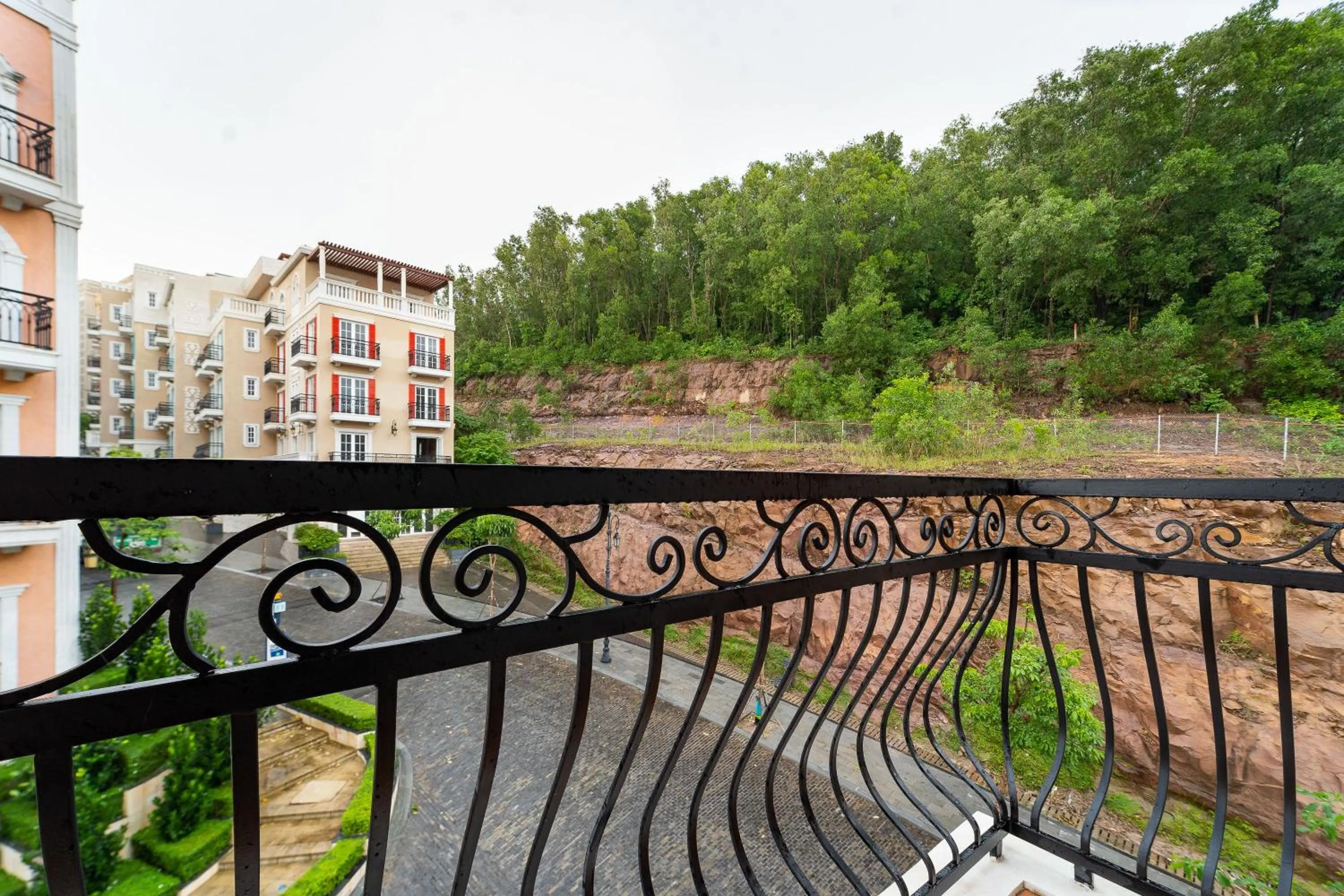 Novus Sol Hotel & Apartment Sunset Town Phu Quoc
