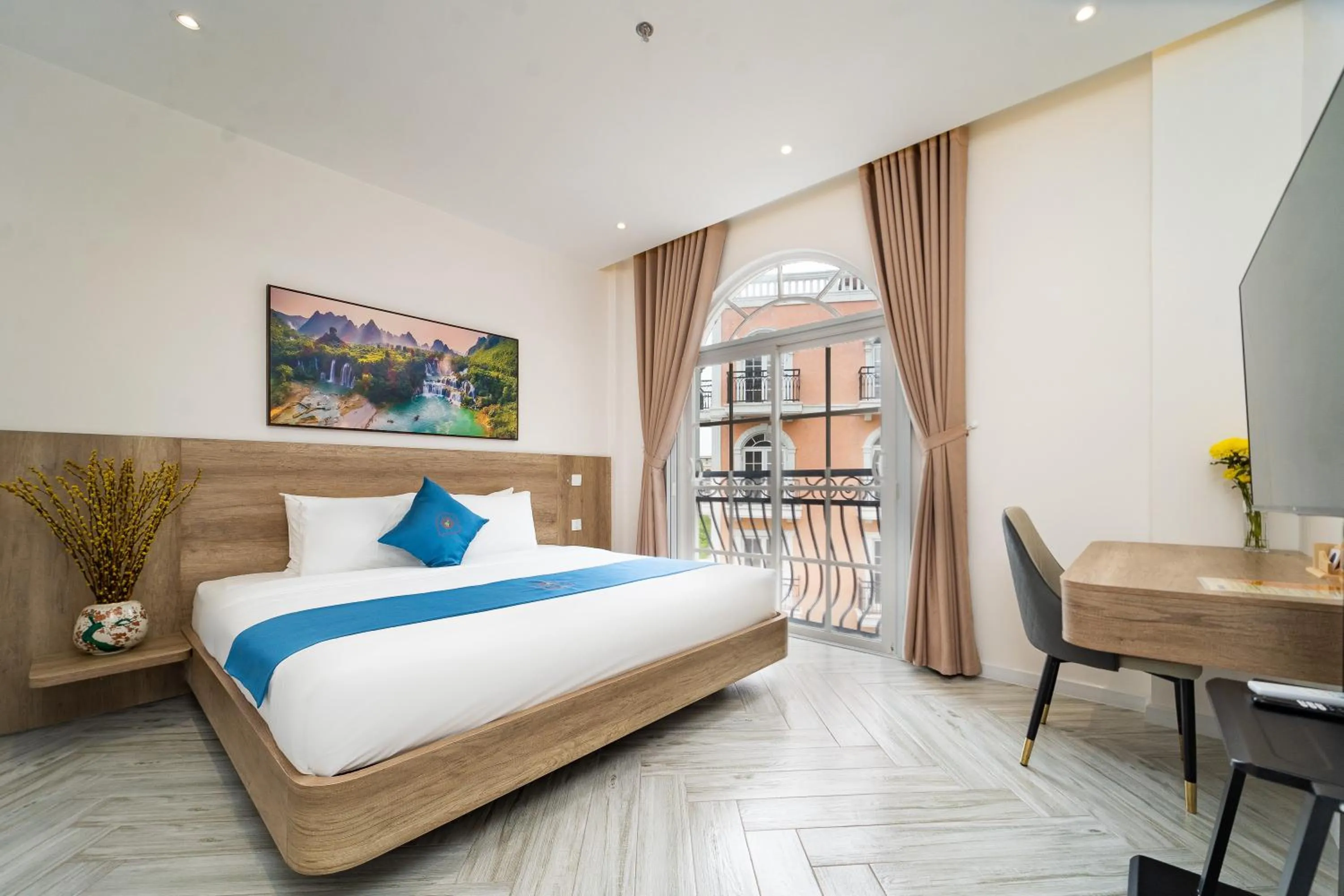 Bed in Novus Sol Hotel & Apartment Sunset Town Phu Quoc