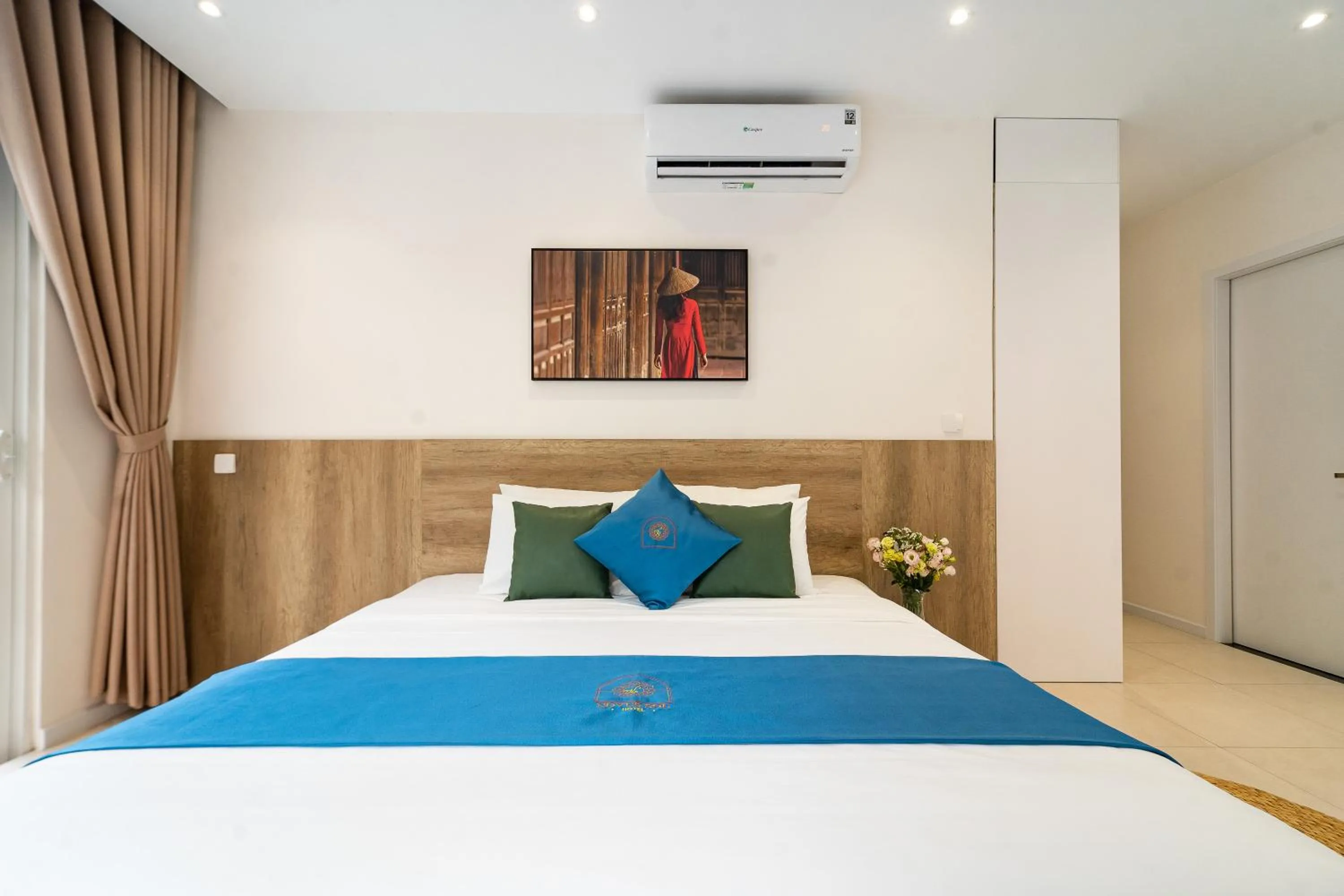 Bed in Novus Sol Hotel & Apartment Sunset Town Phu Quoc