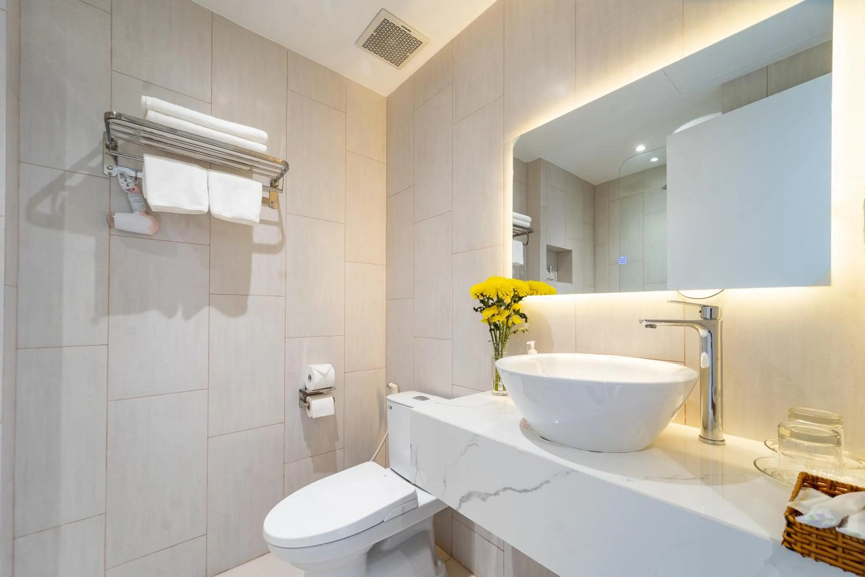 Shower in Novus Sol Hotel & Apartment Sunset Town Phu Quoc