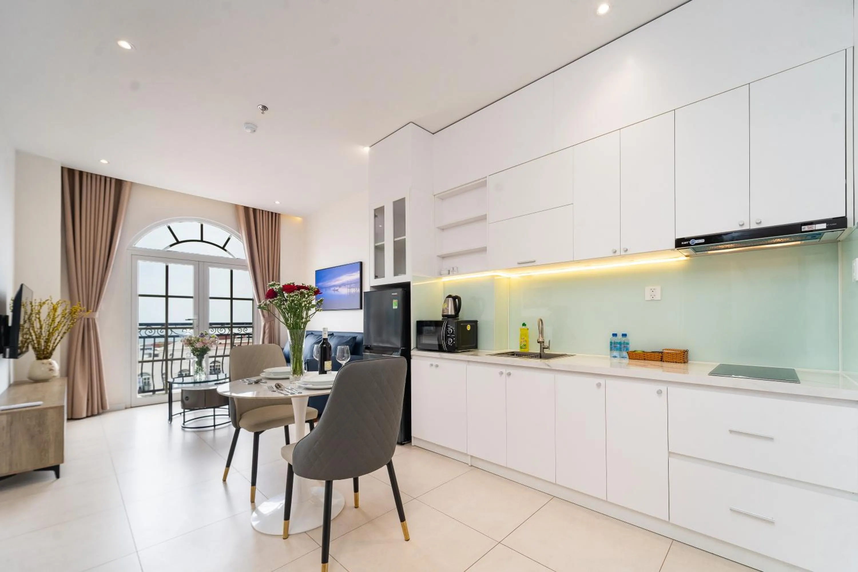 TV and multimedia in Novus Sol Hotel & Apartment Sunset Town Phu Quoc