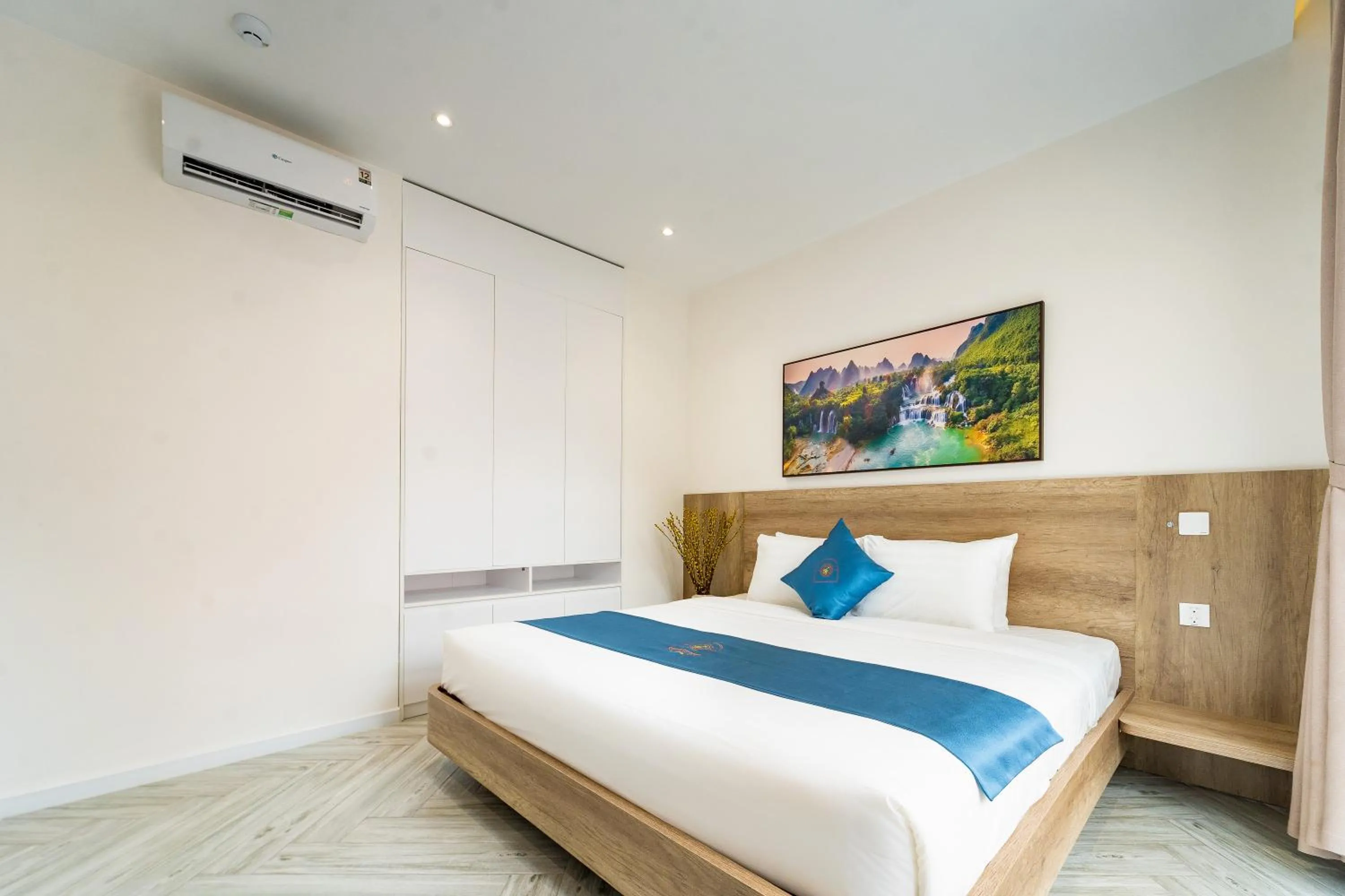 Bed in Novus Sol Hotel & Apartment Sunset Town Phu Quoc