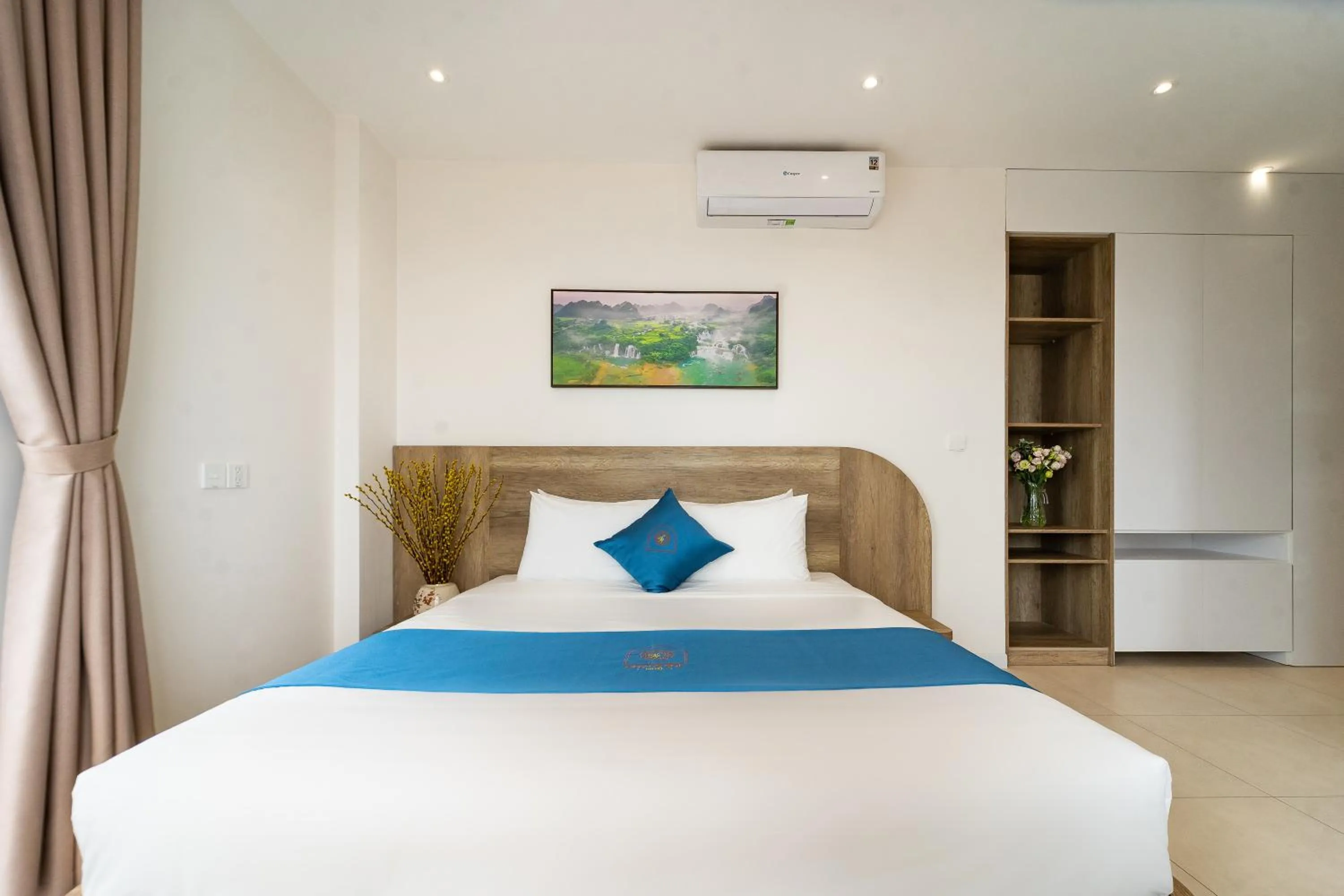 Bed in Novus Sol Hotel & Apartment Sunset Town Phu Quoc