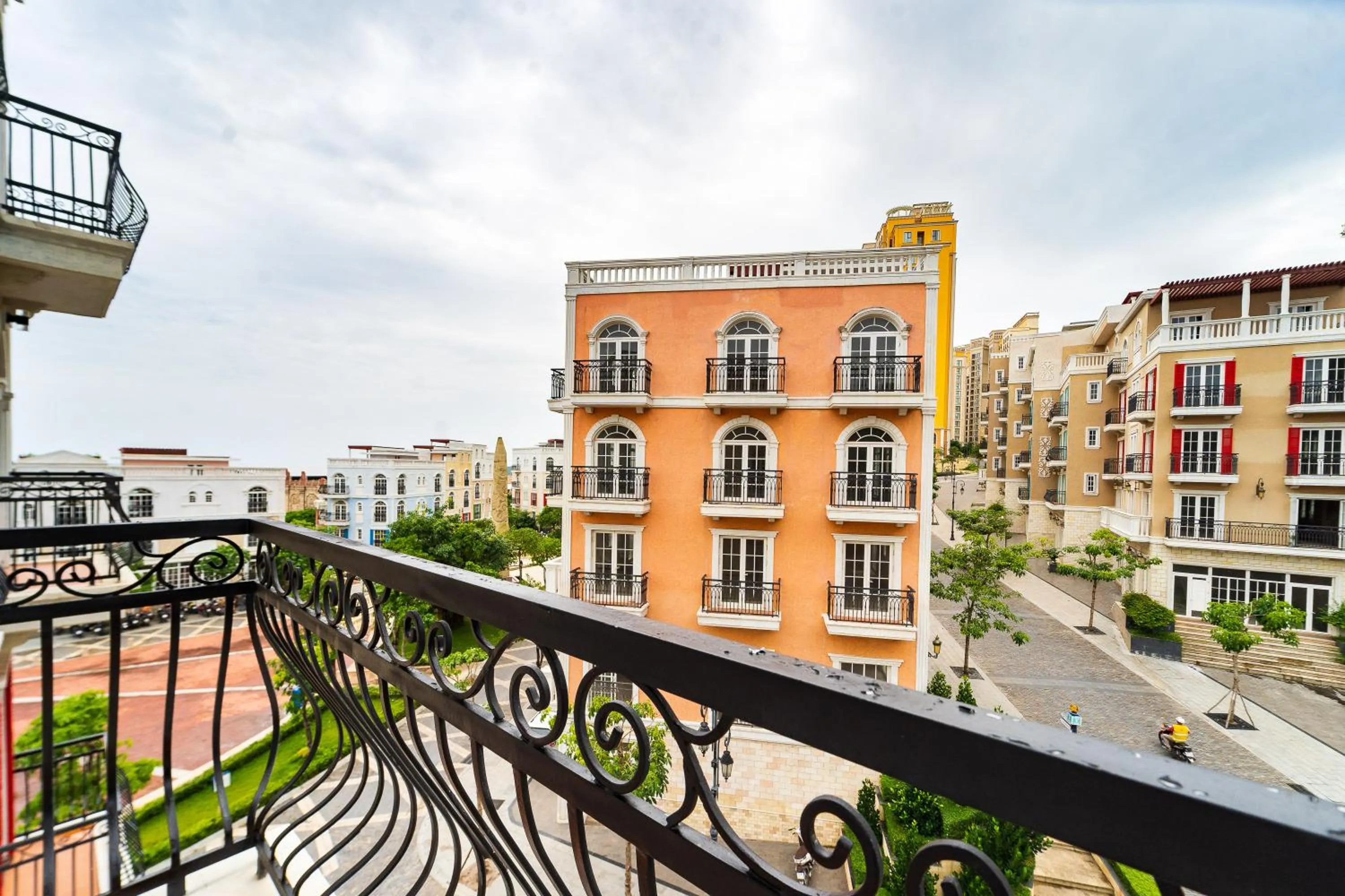 Novus Sol Hotel & Apartment Sunset Town Phu Quoc