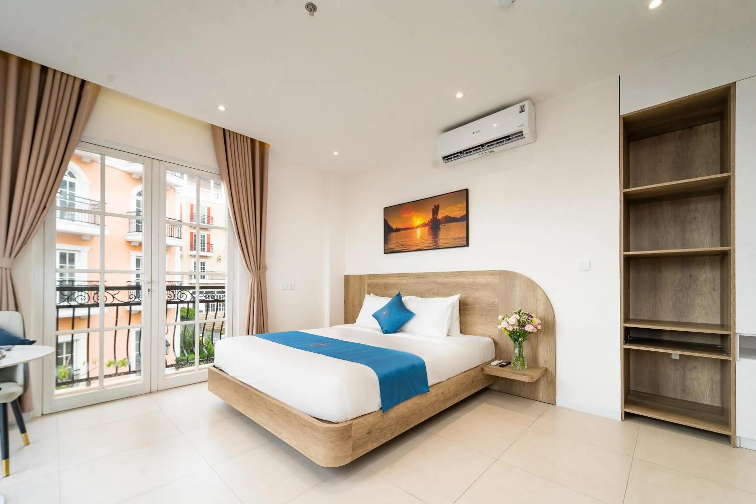 Bed in Novus Sol Hotel & Apartment Sunset Town Phu Quoc