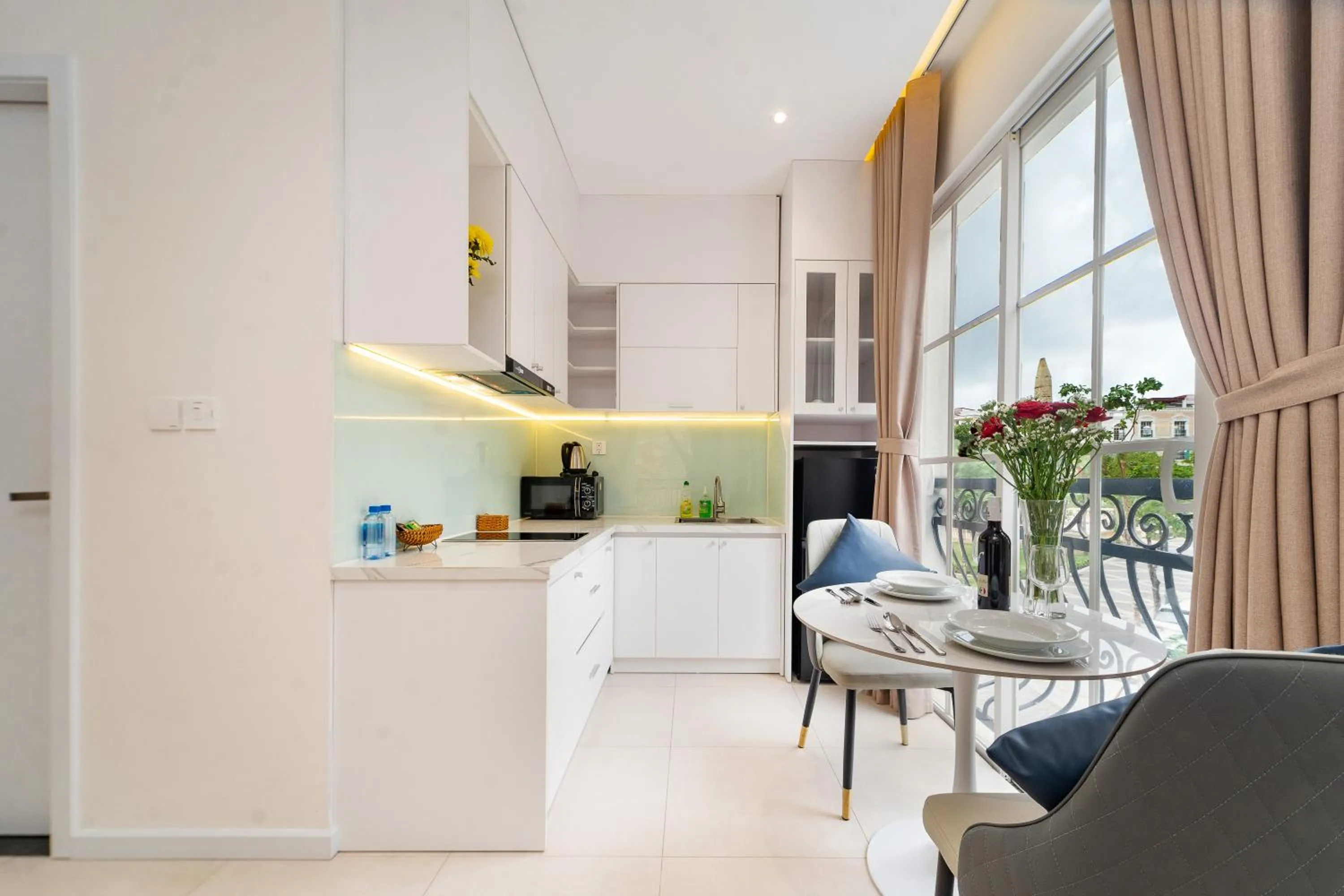 Novus Sol Hotel & Apartment Sunset Town Phu Quoc