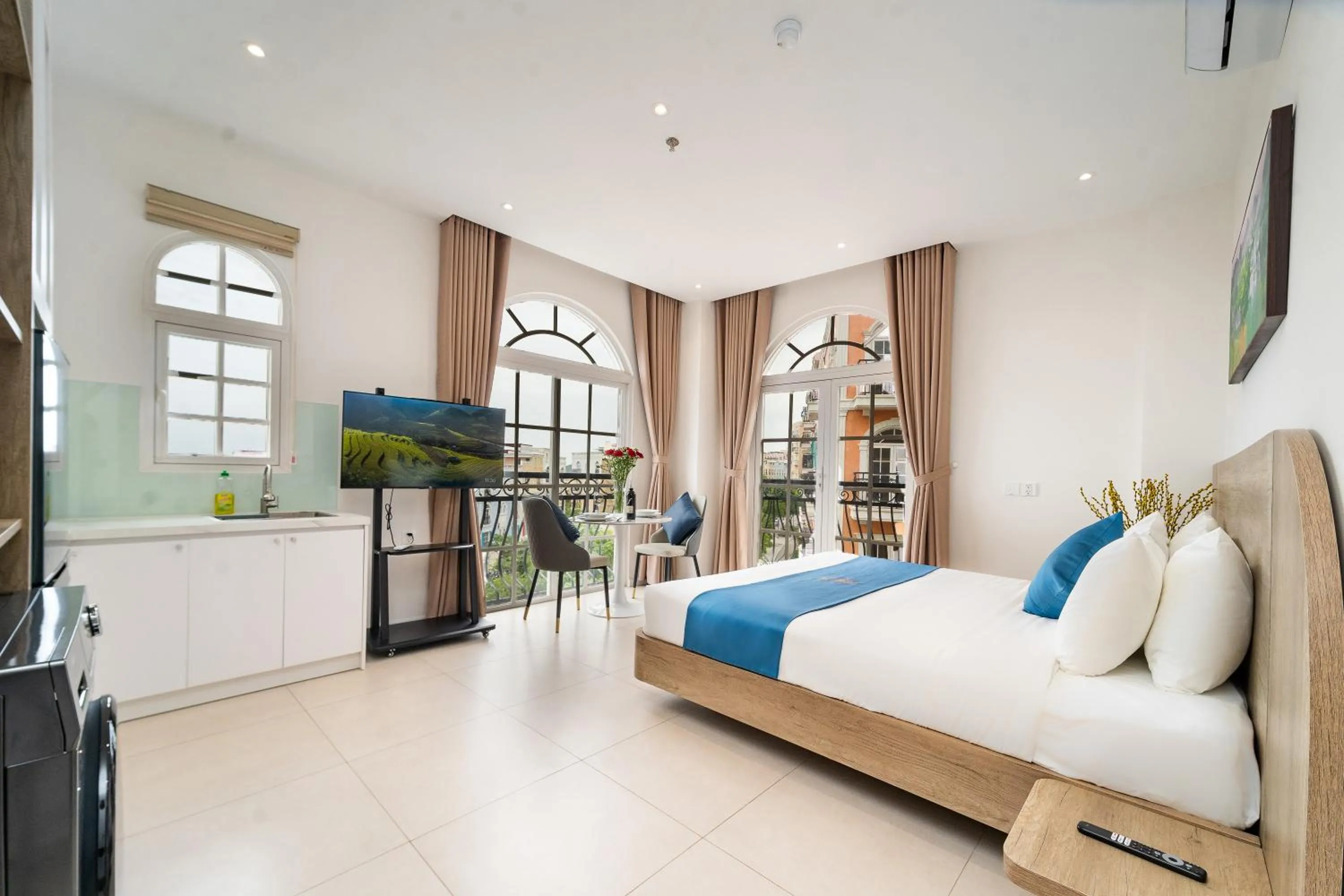 Bed in Novus Sol Hotel & Apartment Sunset Town Phu Quoc