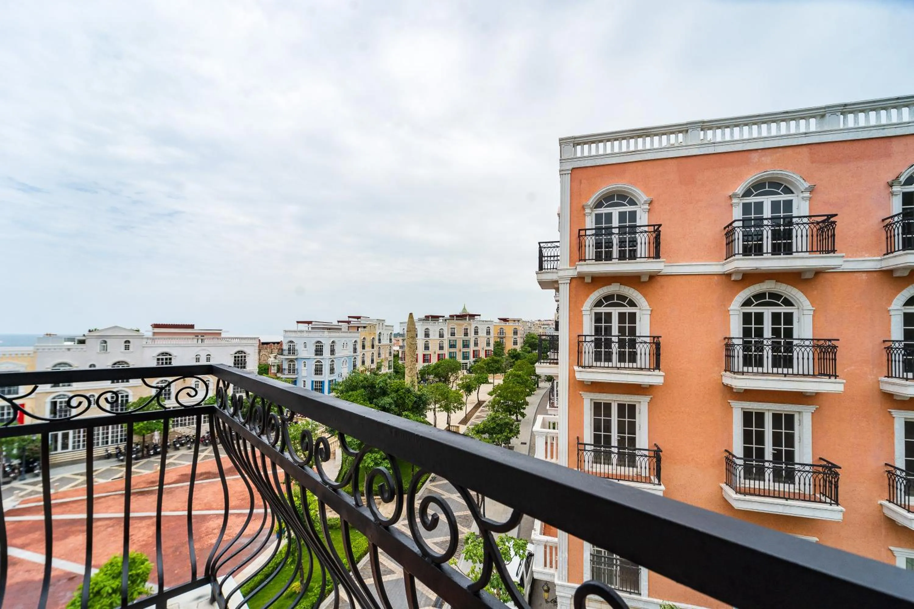 Novus Sol Hotel & Apartment Sunset Town Phu Quoc