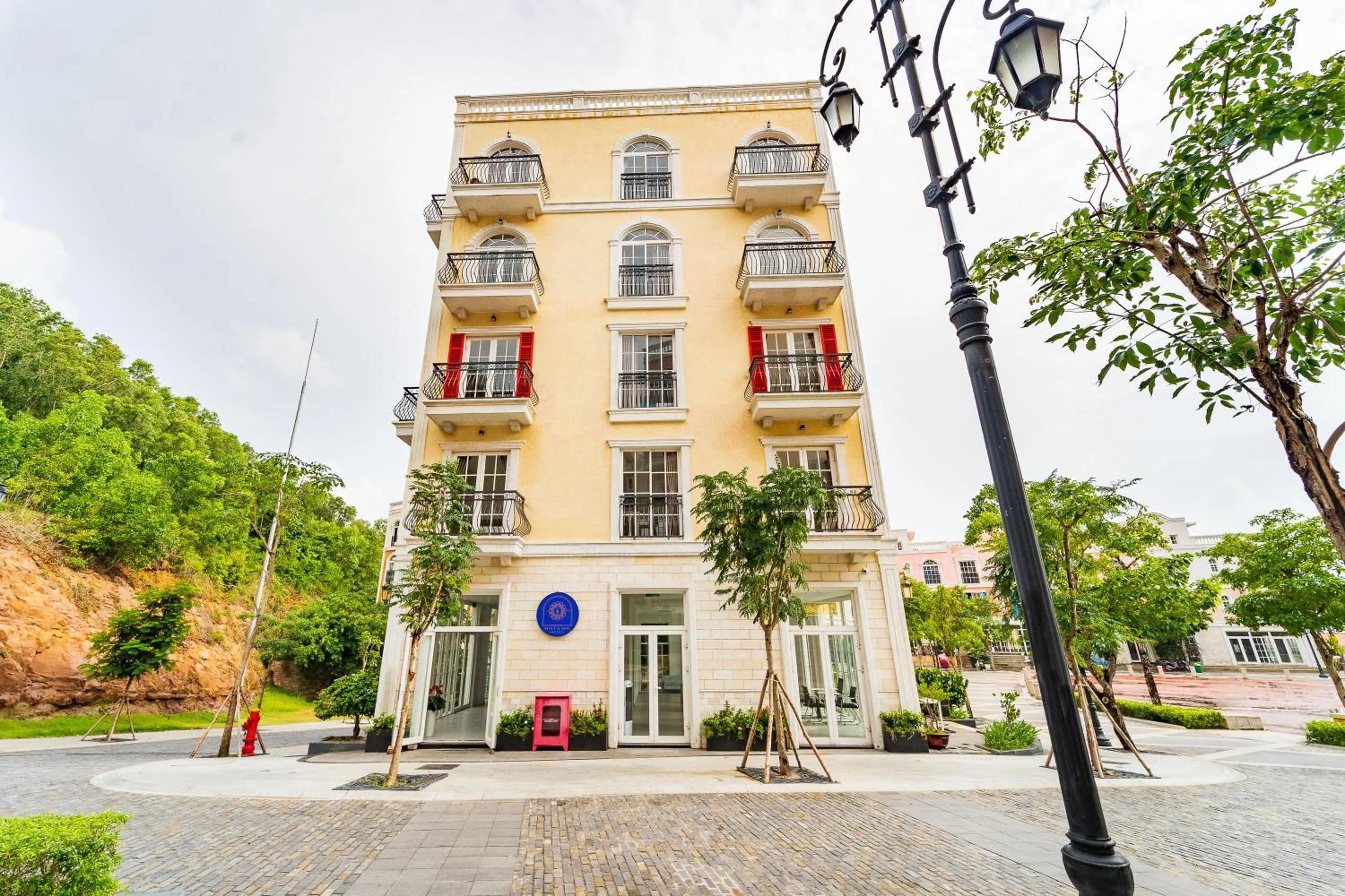 Novus Sol Hotel & Apartment Sunset Town Phu Quoc