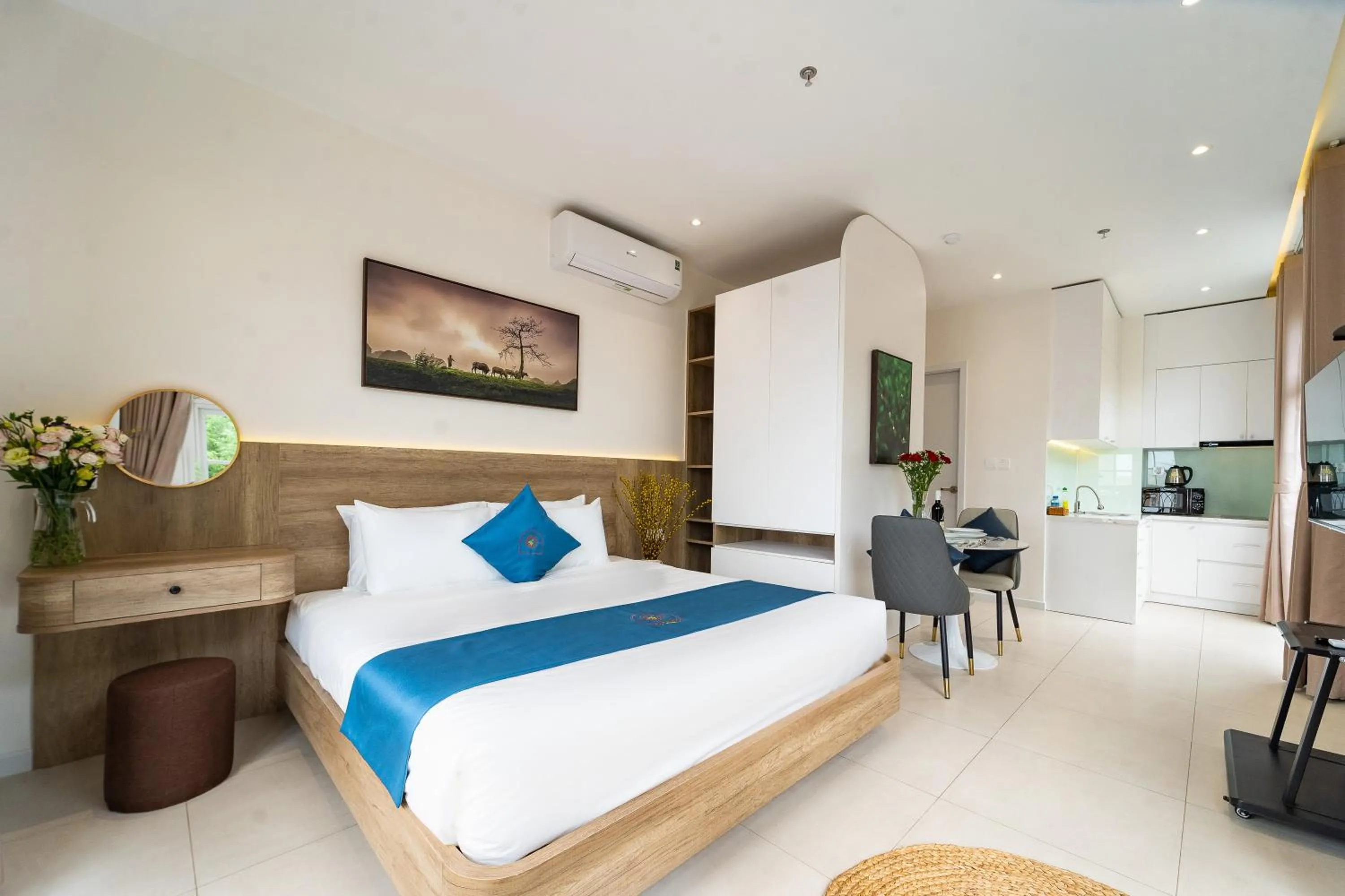 Bed in Novus Sol Hotel & Apartment Sunset Town Phu Quoc