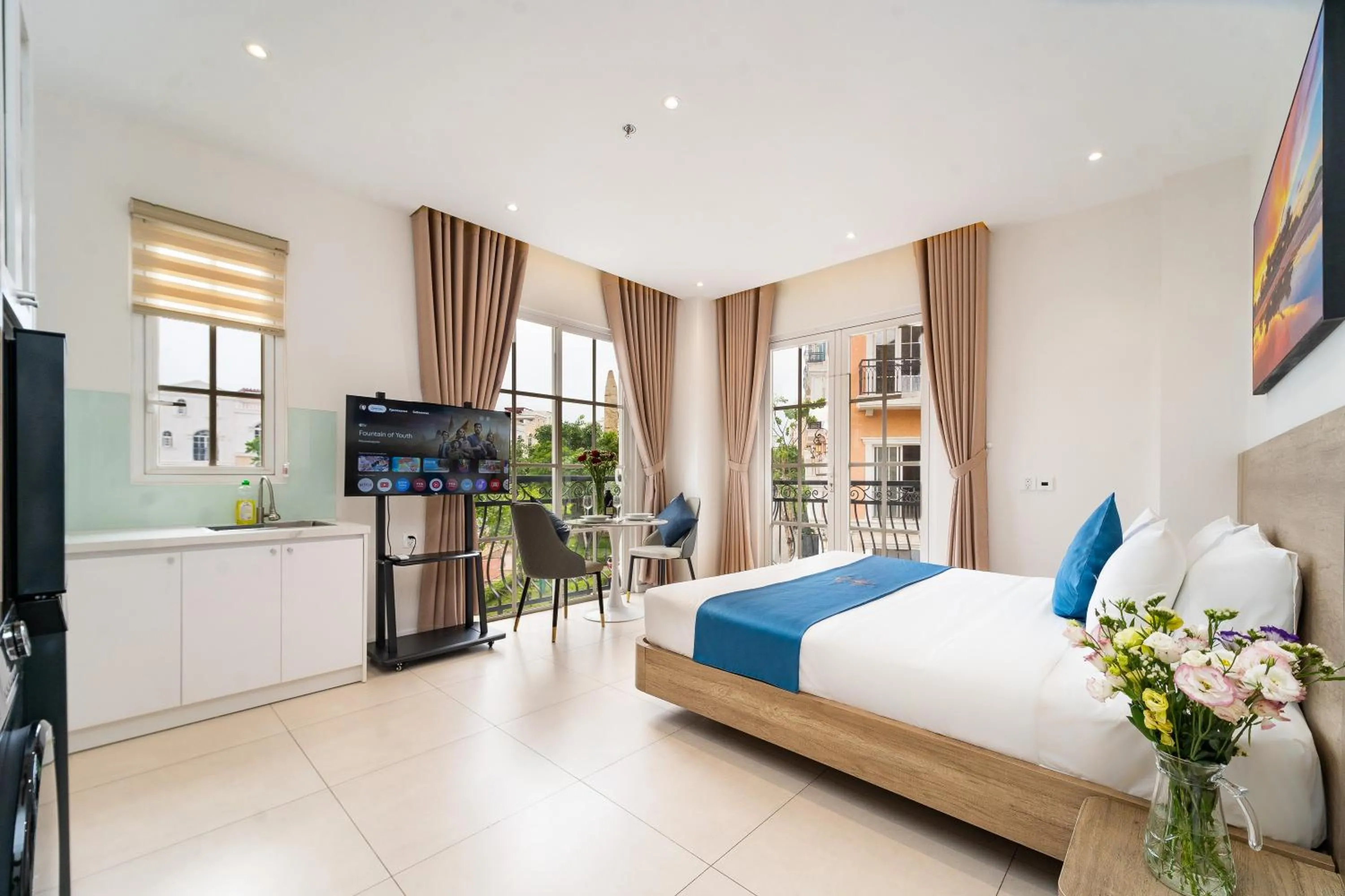 Bed in Novus Sol Hotel & Apartment Sunset Town Phu Quoc