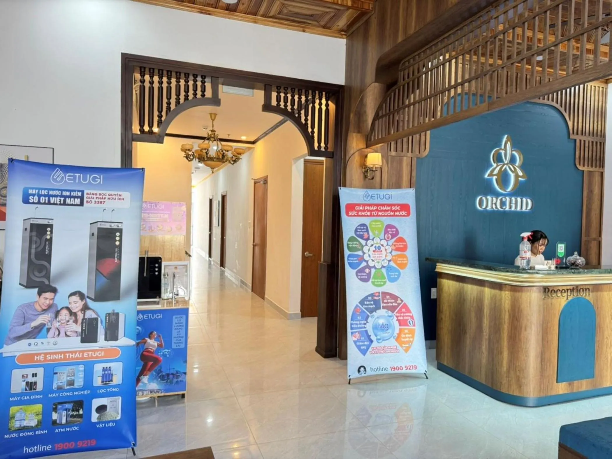 Coffee/tea facilities in ORCHID Hotel