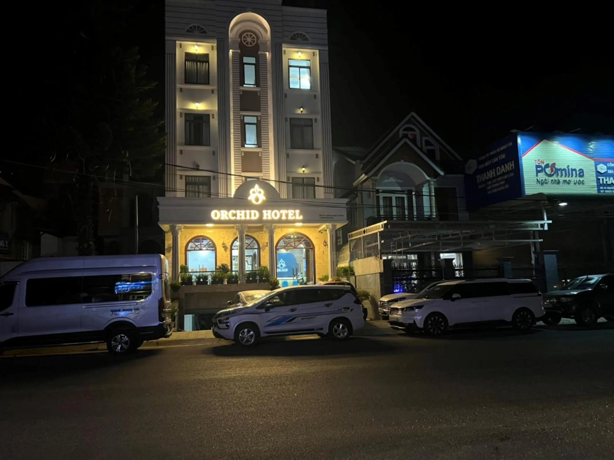 Parking in ORCHID Hotel