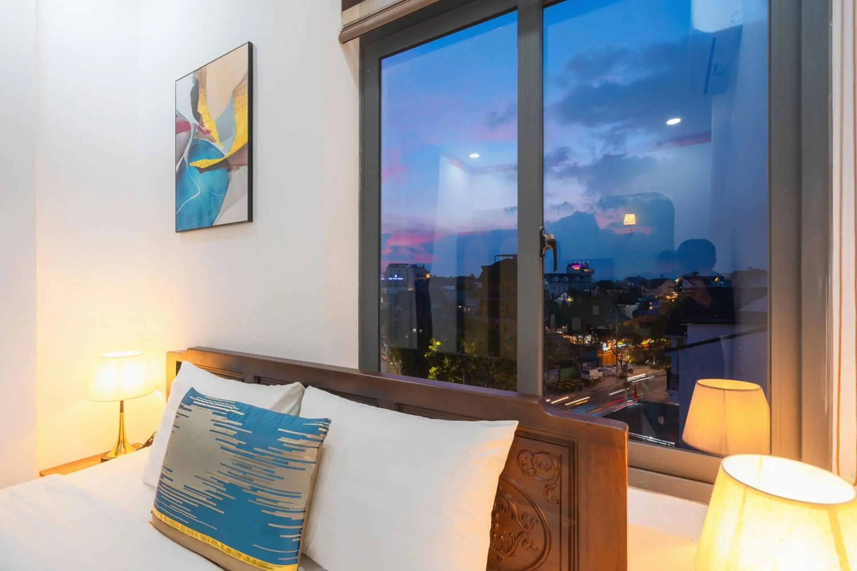 City view, Bed in ORCHID Hotel City view, Bed in ORCHID Hotel