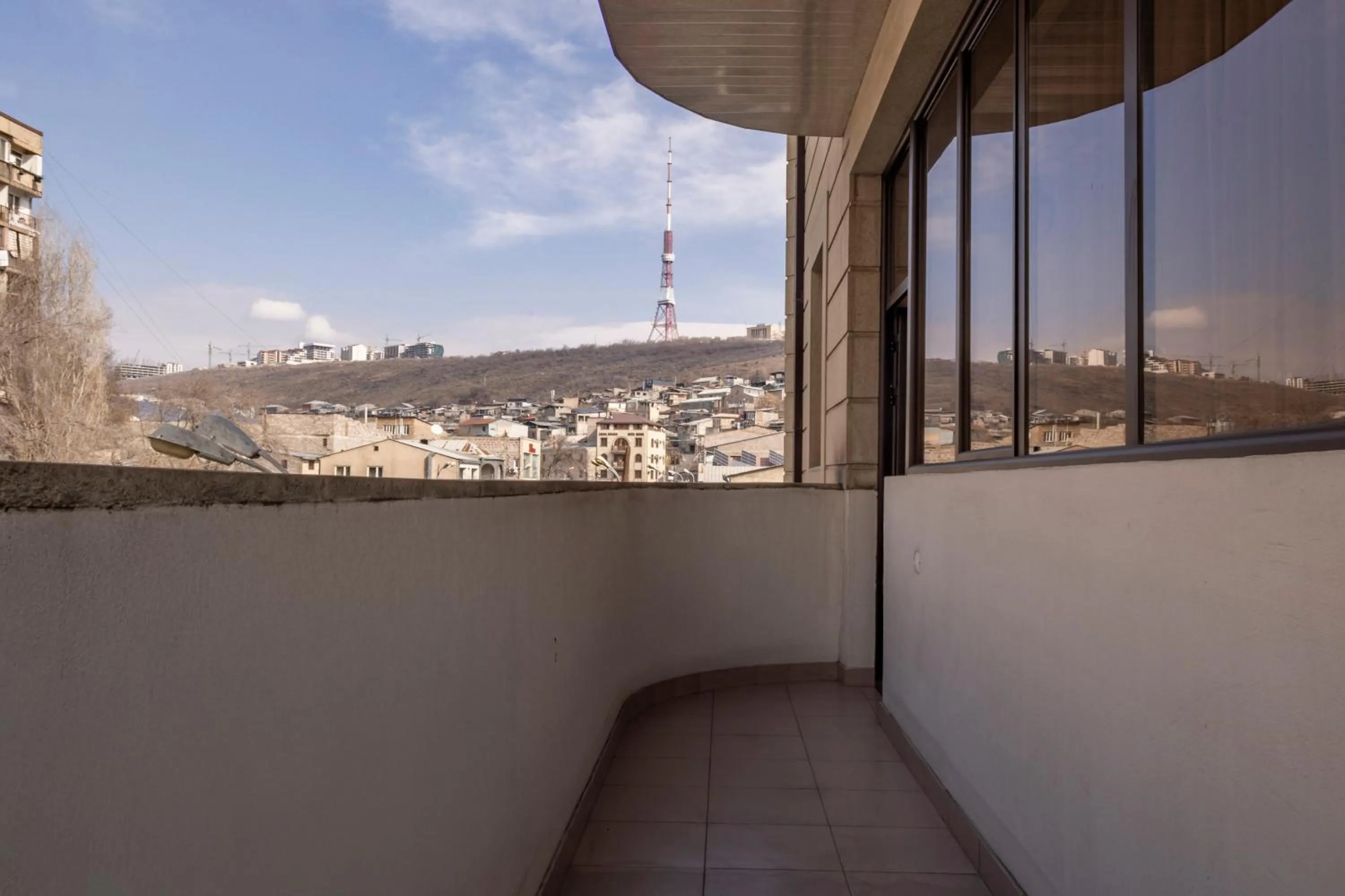 Day in Horizon Hotel, Yerevan