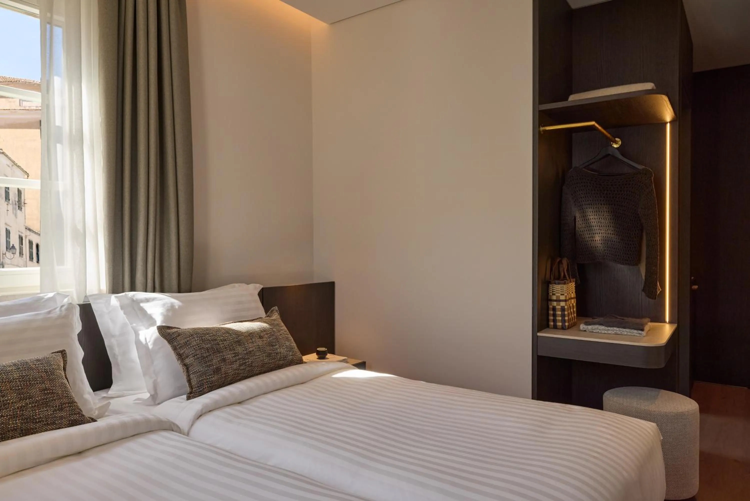 Bedroom, Bed in The Calliston