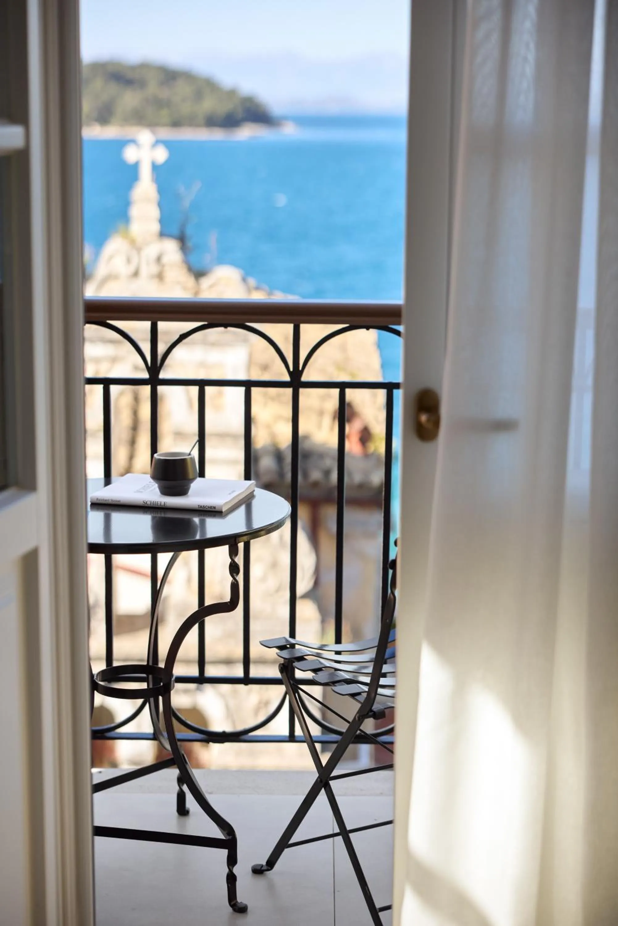 Day in The Calliston