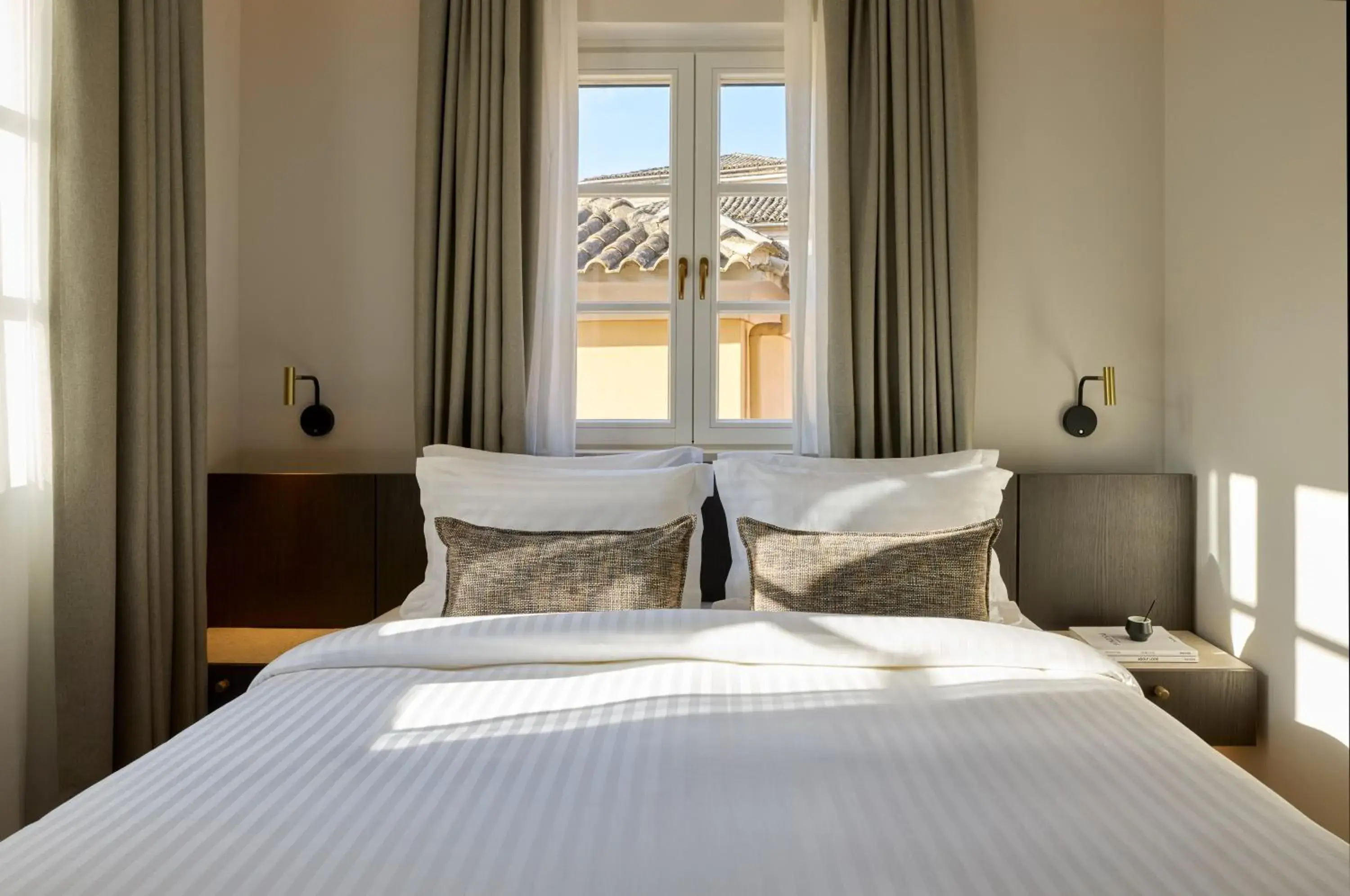 Superior Deluxe Double or Twin Room in The Calliston Superior Deluxe Double or Twin Room in The Calliston