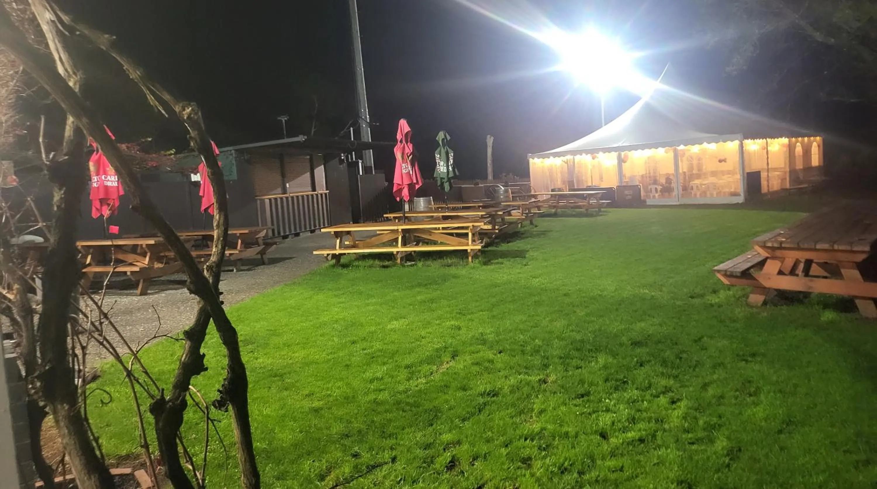 The Robinhood Inn - Drouin