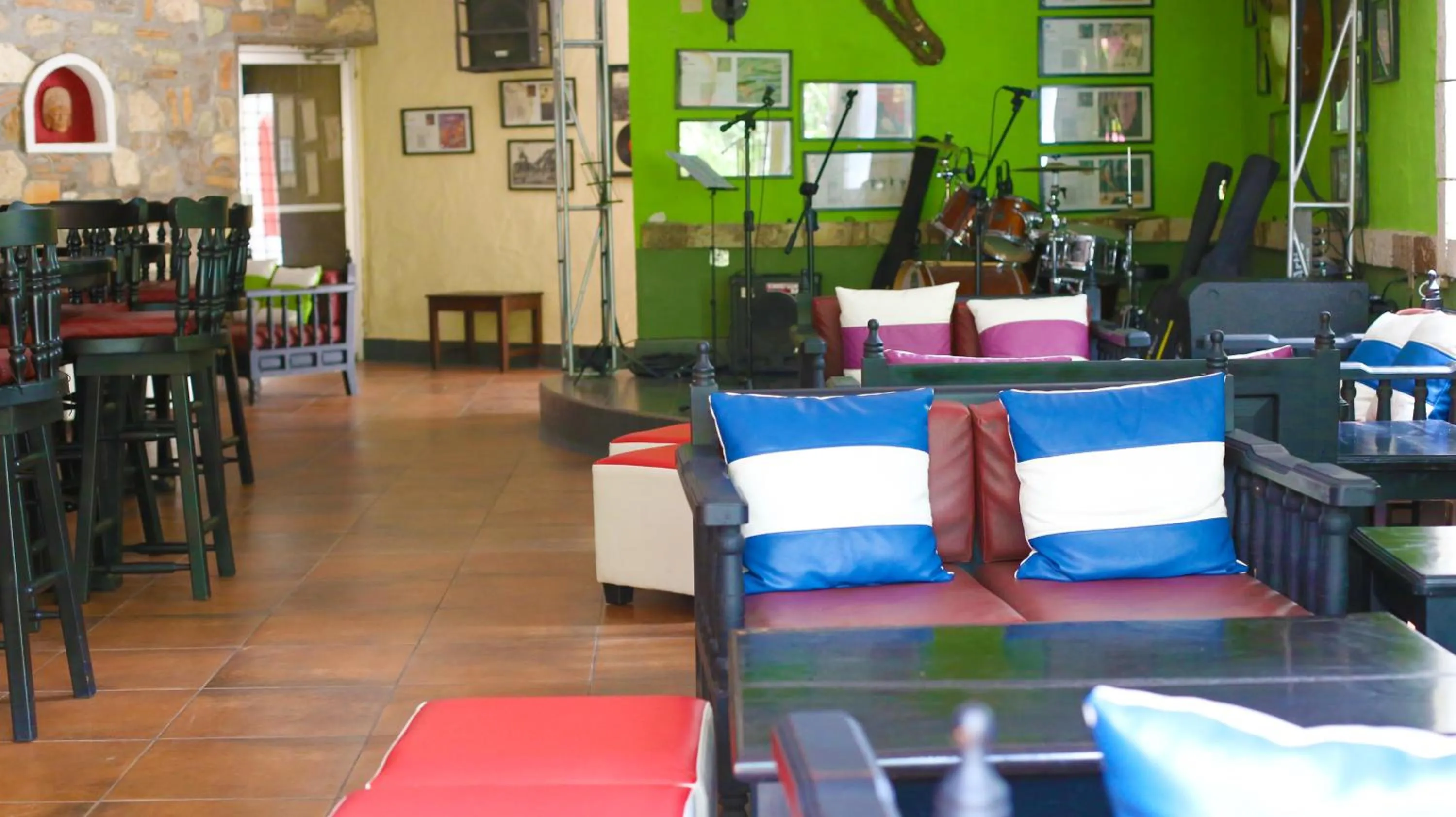 Lounge or bar in Hotel Ciudad Blanca