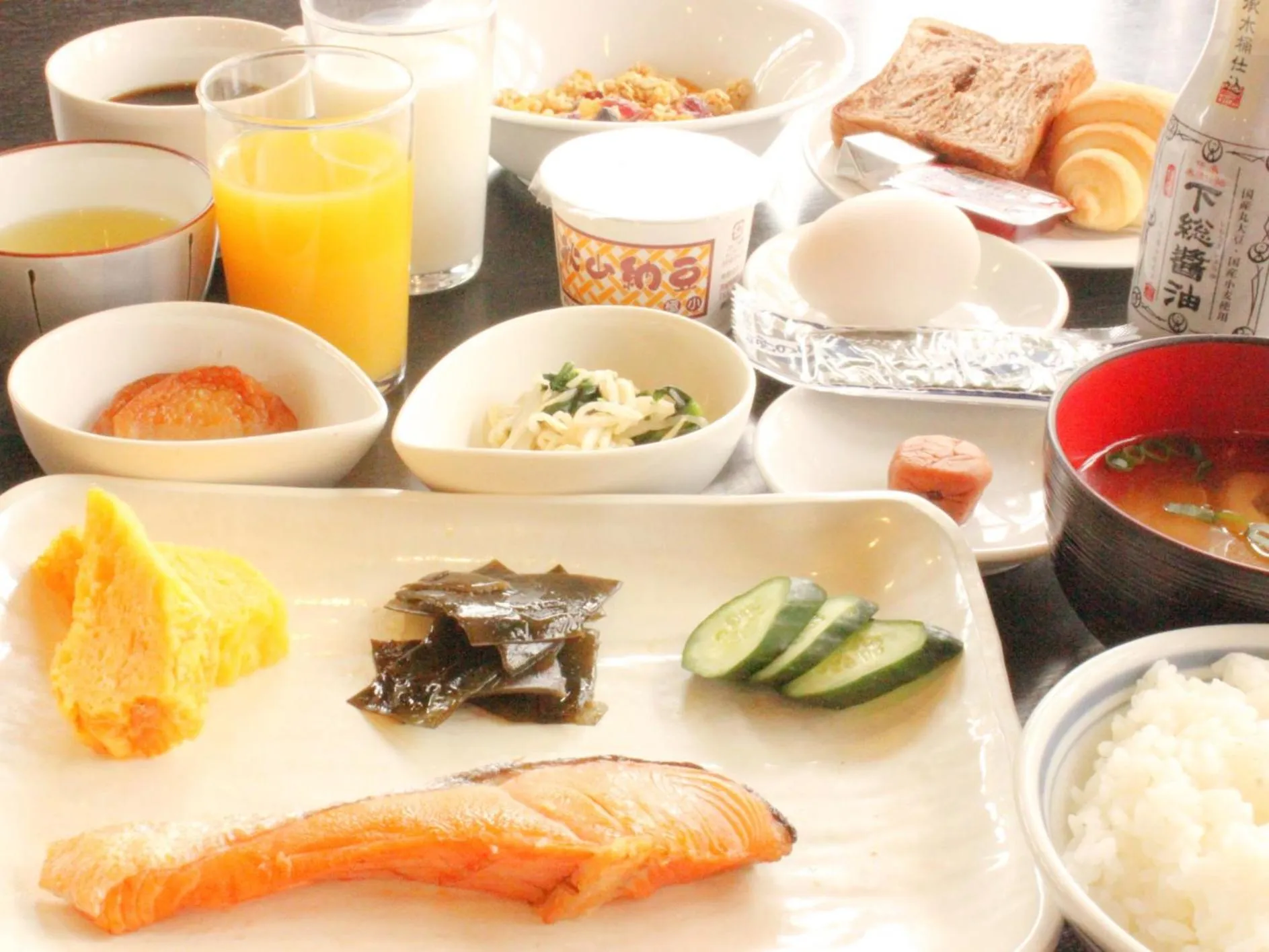 Food and drinks in Maple Inn Makuhari