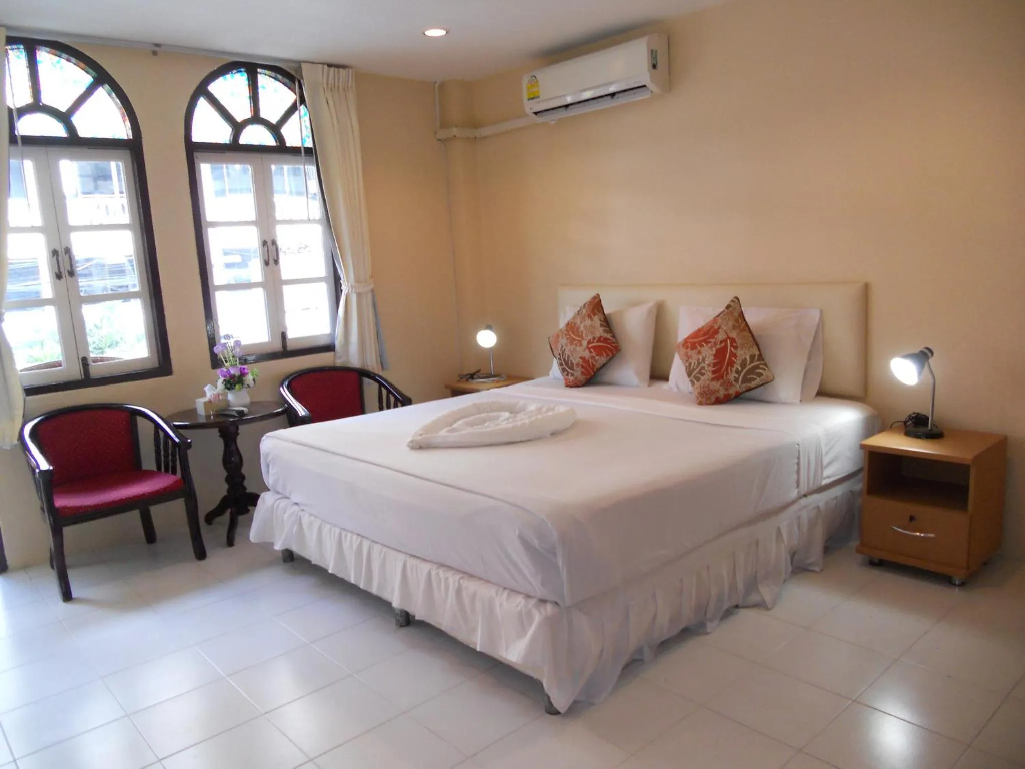 Bed in Stefan's Guesthouse