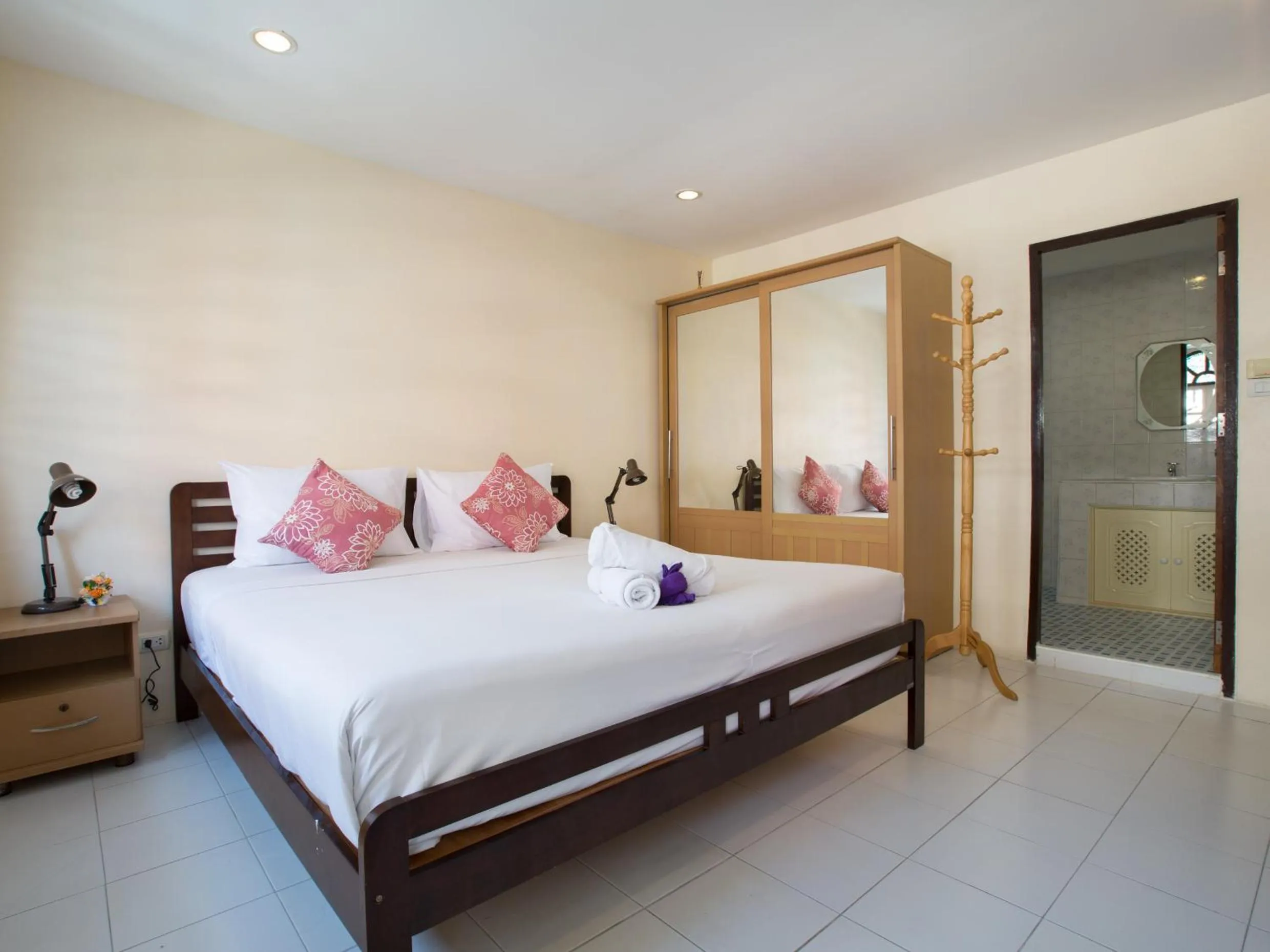 Bed in Stefan's Guesthouse